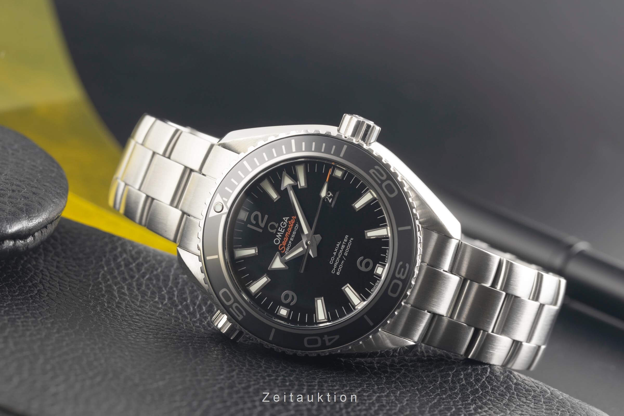 Omega Seamaster Planet Ocean Stahl Automatik Mid Size R. 232.30.38.20.01.001 B&P [2501621]
