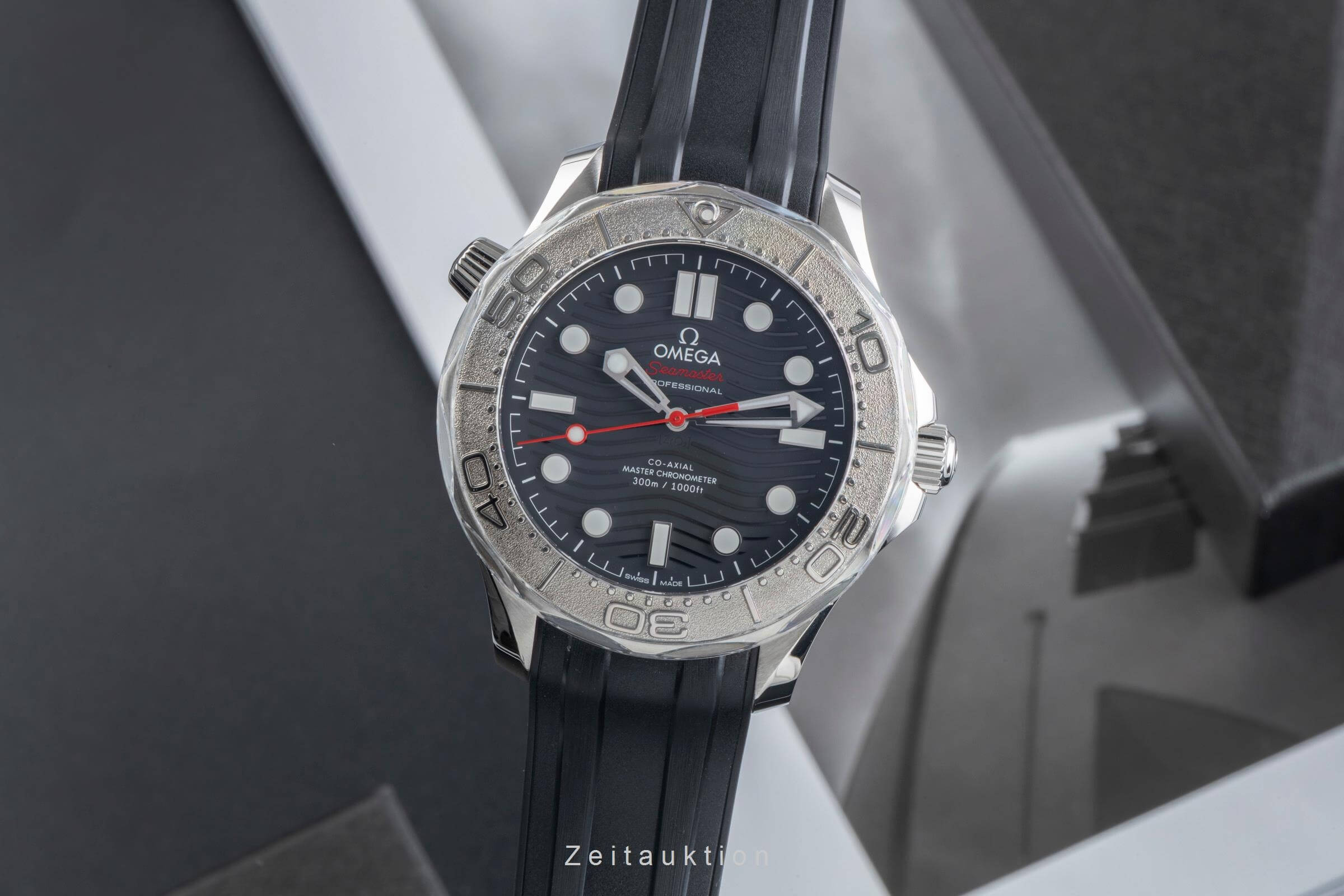 Omega Seamaster acciaio / titanio automatismo orologio da uomo 210.32.42.20.01.002 LP: 7300EUR  [2501708]