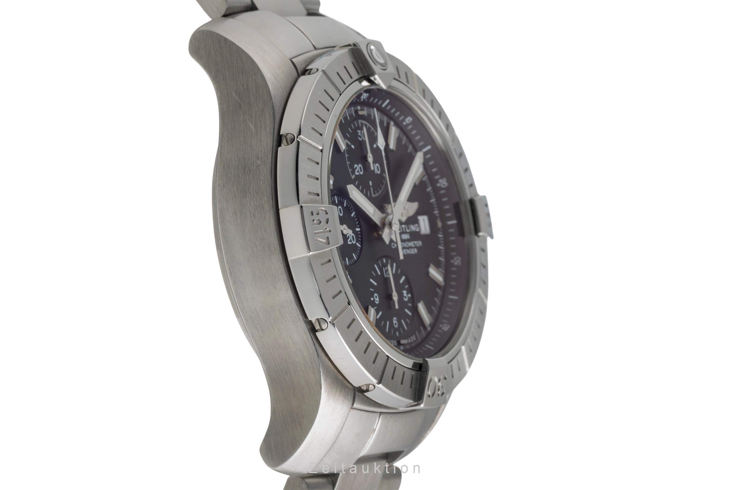 Breitling Avenger Chronograph Stahl Automatik Herrenuhr Ref. A13385101B1A1 B&P [2501756]