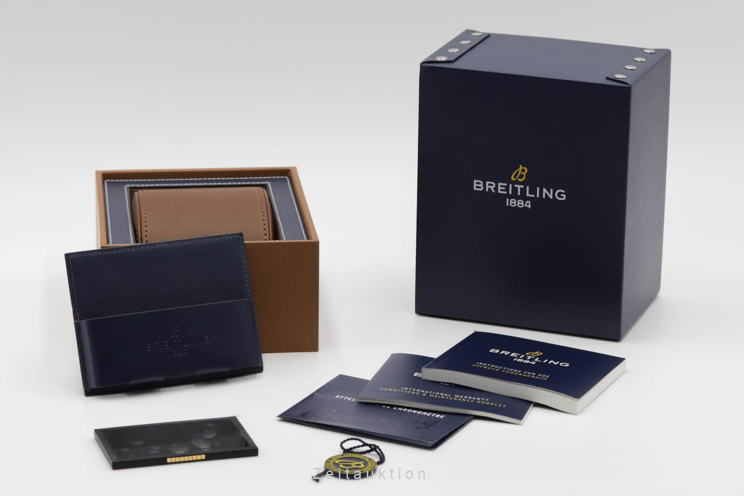 Breitling Avenger Chronograph Stahl Automatik Herrenuhr Ref. A13385101B1A1 B&P [2501756]