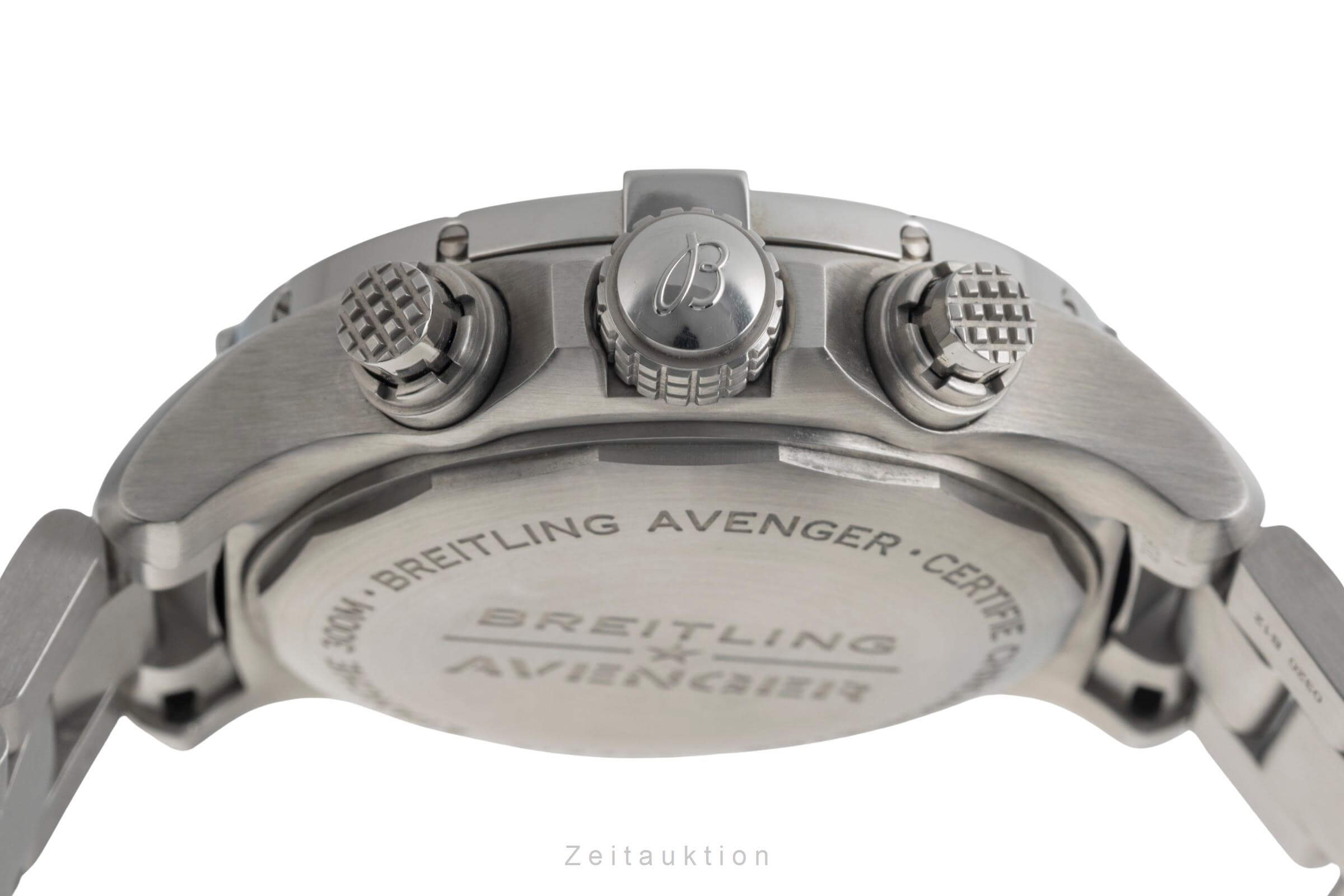 Breitling Avenger Chronograph Stahl Automatik Herrenuhr Ref. A13385101B1A1 B&P [2501756]