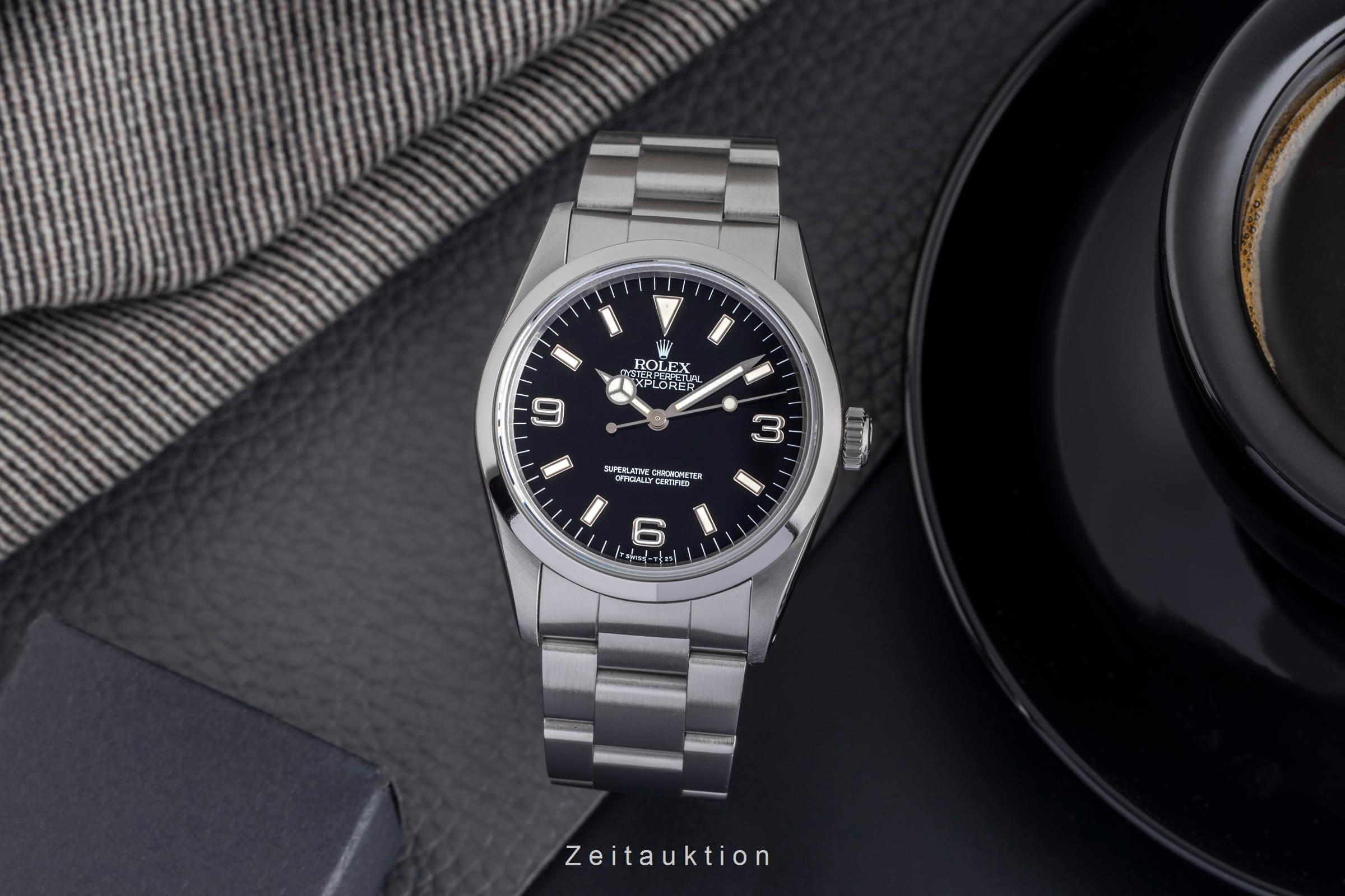 Rolex Explorer steel automatic men's watch 14270  [2501765]