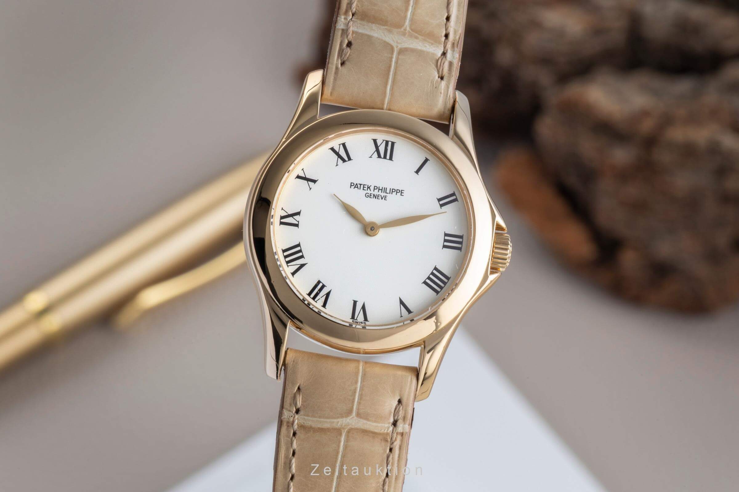 Patek Philippe Calatrava oro de 18 quilates cuerda manual reloj para damas  4905J  [2501786]