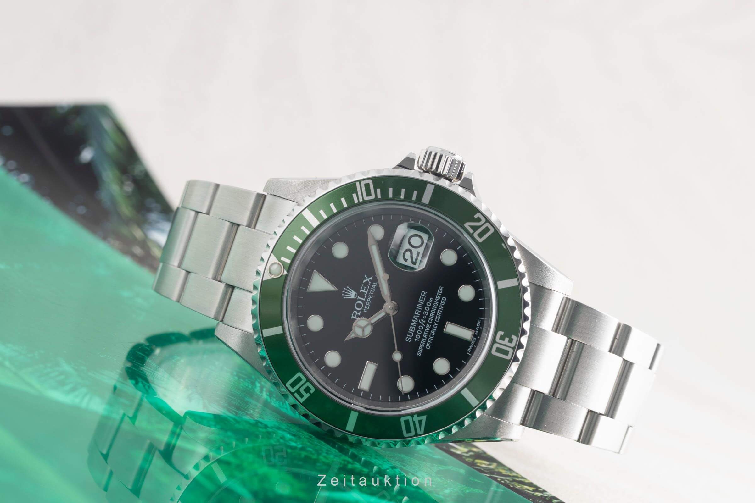 Rolex Submariner Date Kermit Automatik Stahl Herrenuhr Ref. 16610LV B&P 2007 [2501816]