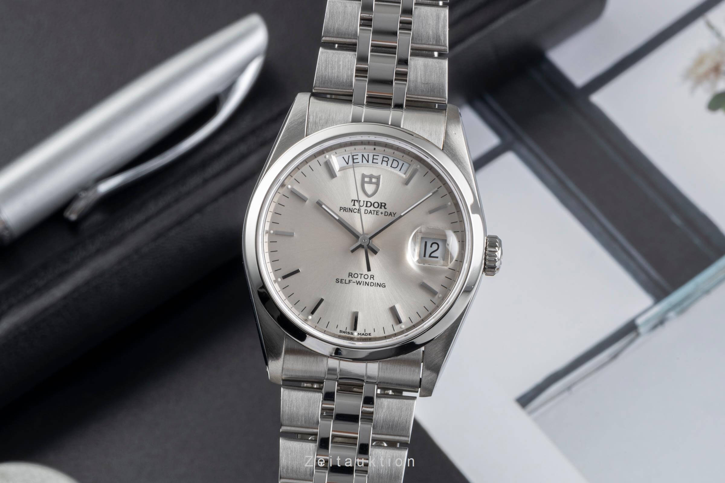 Tudor Date-Day acero automático reloj para caballeros 76200  [2501855]