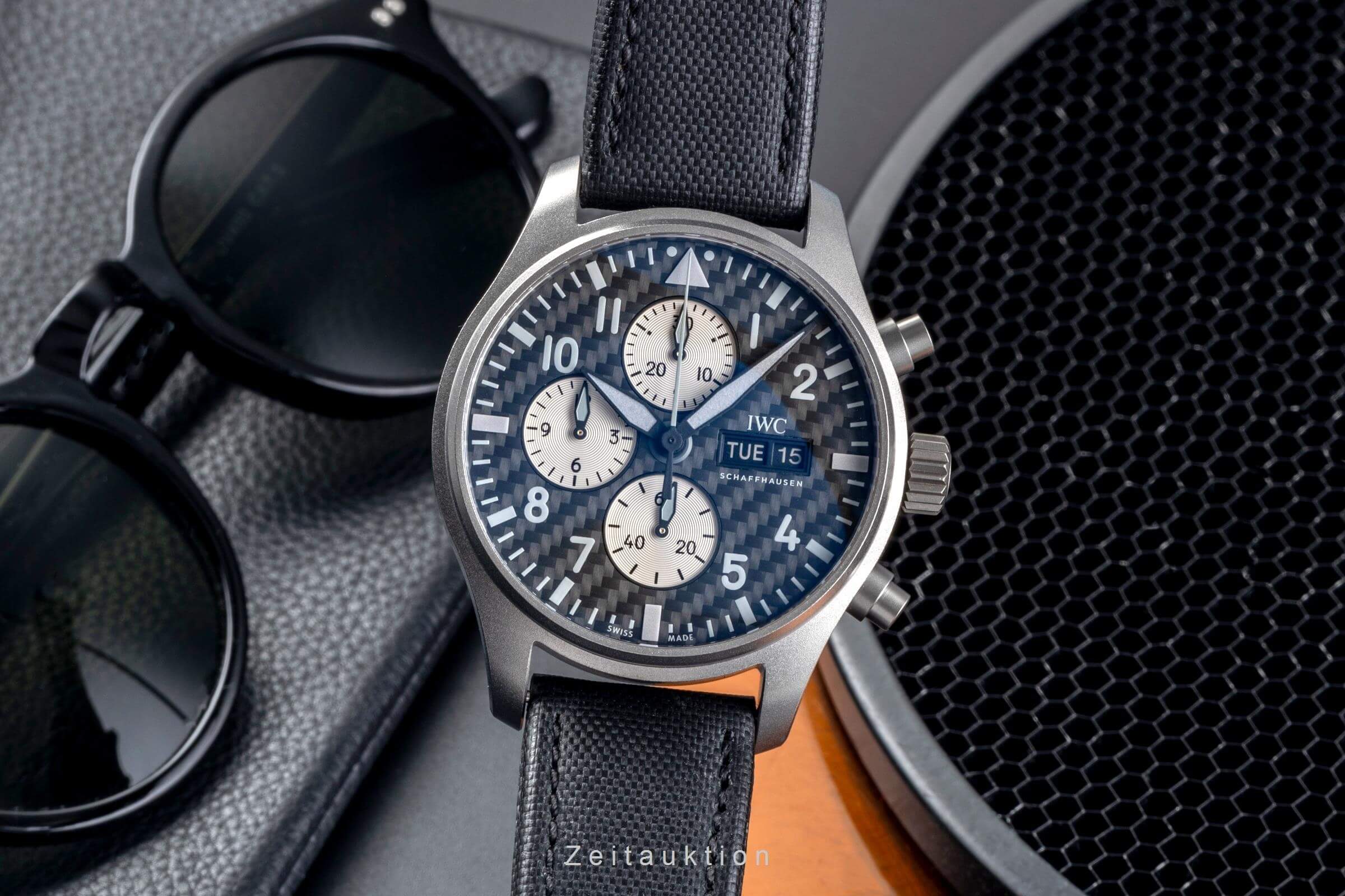IWC Fliegerchronograph chronographe titane  automatique montre pour hommes IW377903 LP: 9000EUR  [2501874]