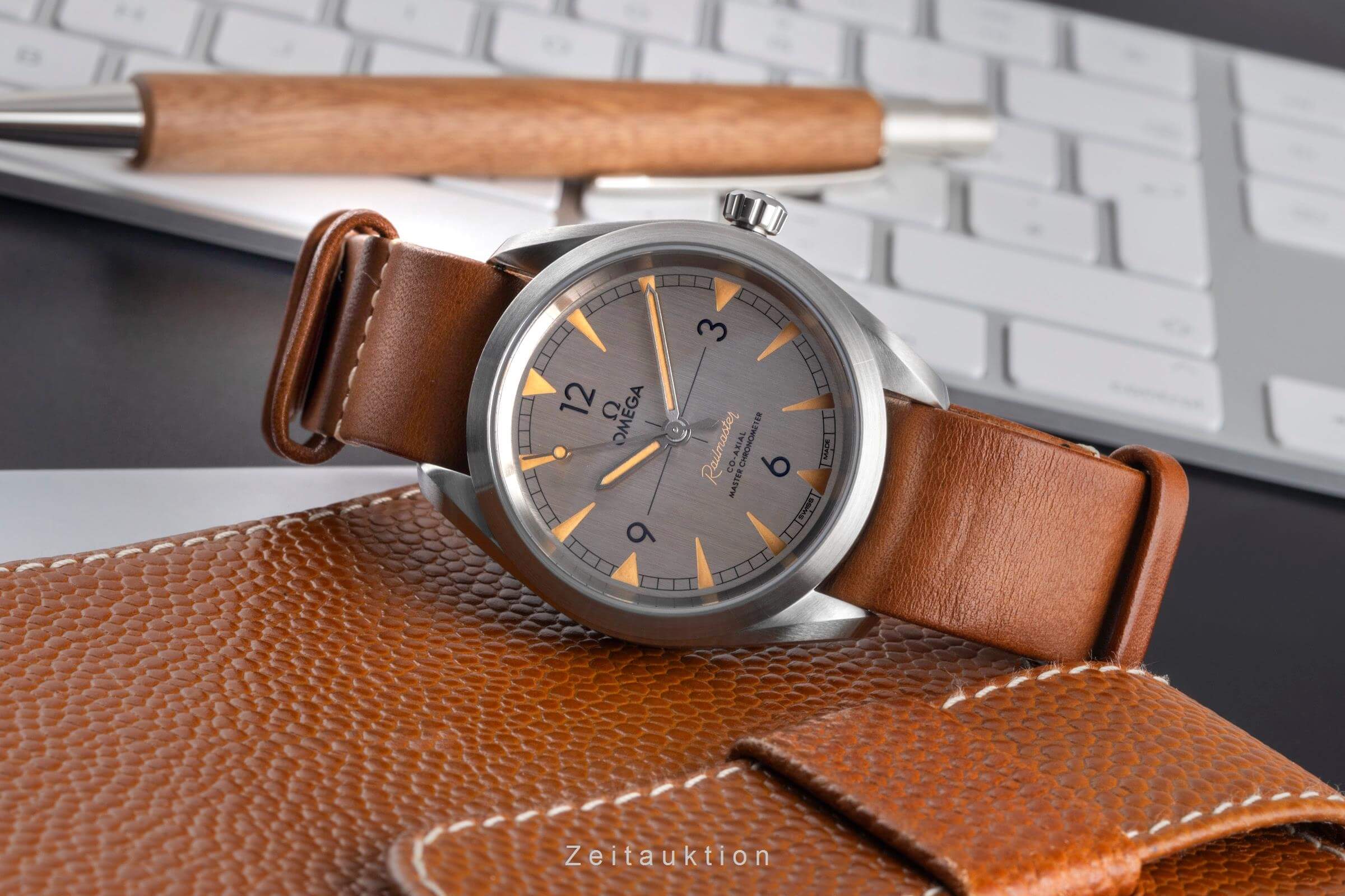 Omega Railmaster acero automático reloj para caballeros 220.12.40.20.06.001  [2501916]