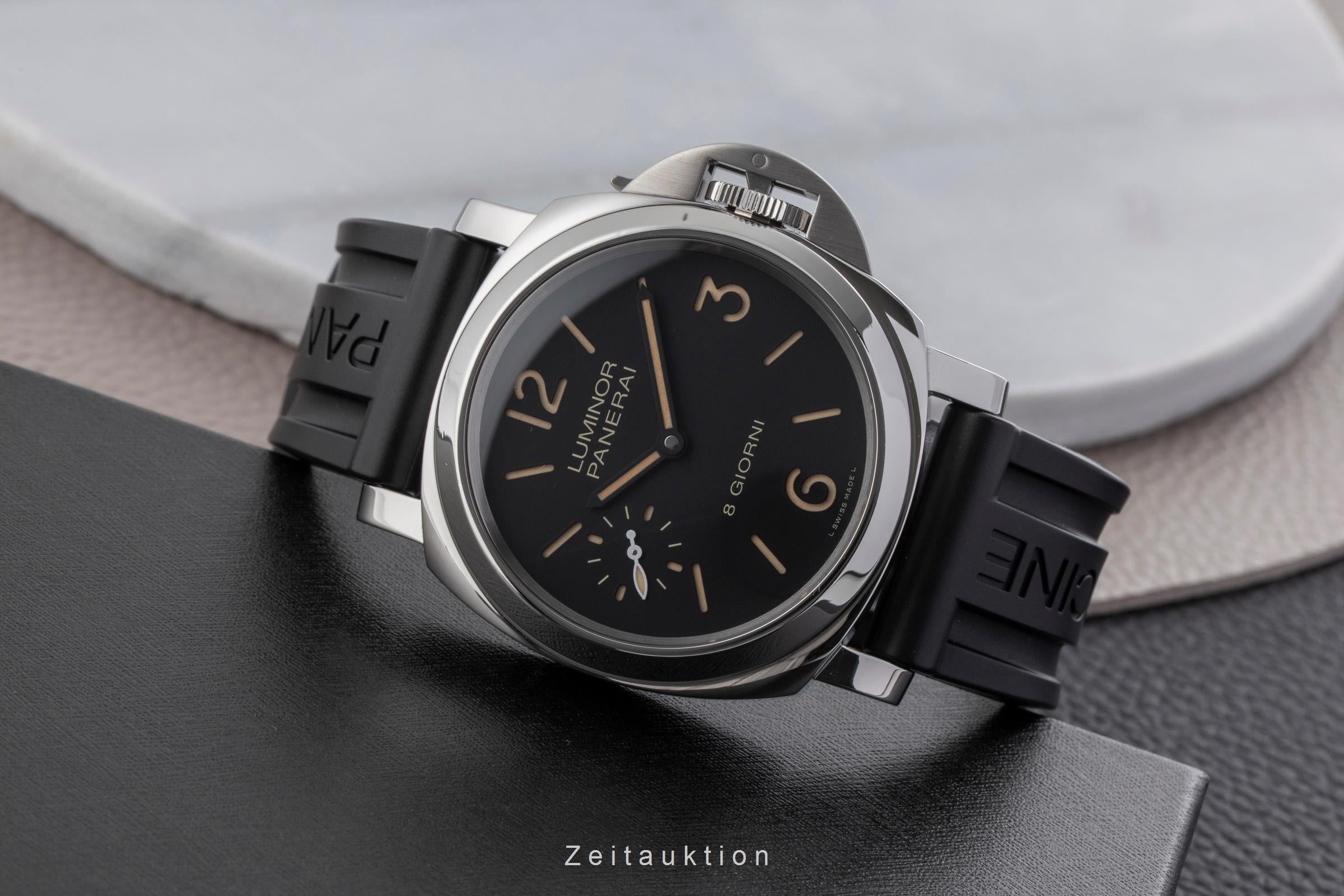 Panerai Luminor Base 8 Days Stahl Handaufzug Herrenuhr Ref. PAM00915 B&P 2020 [2501991]