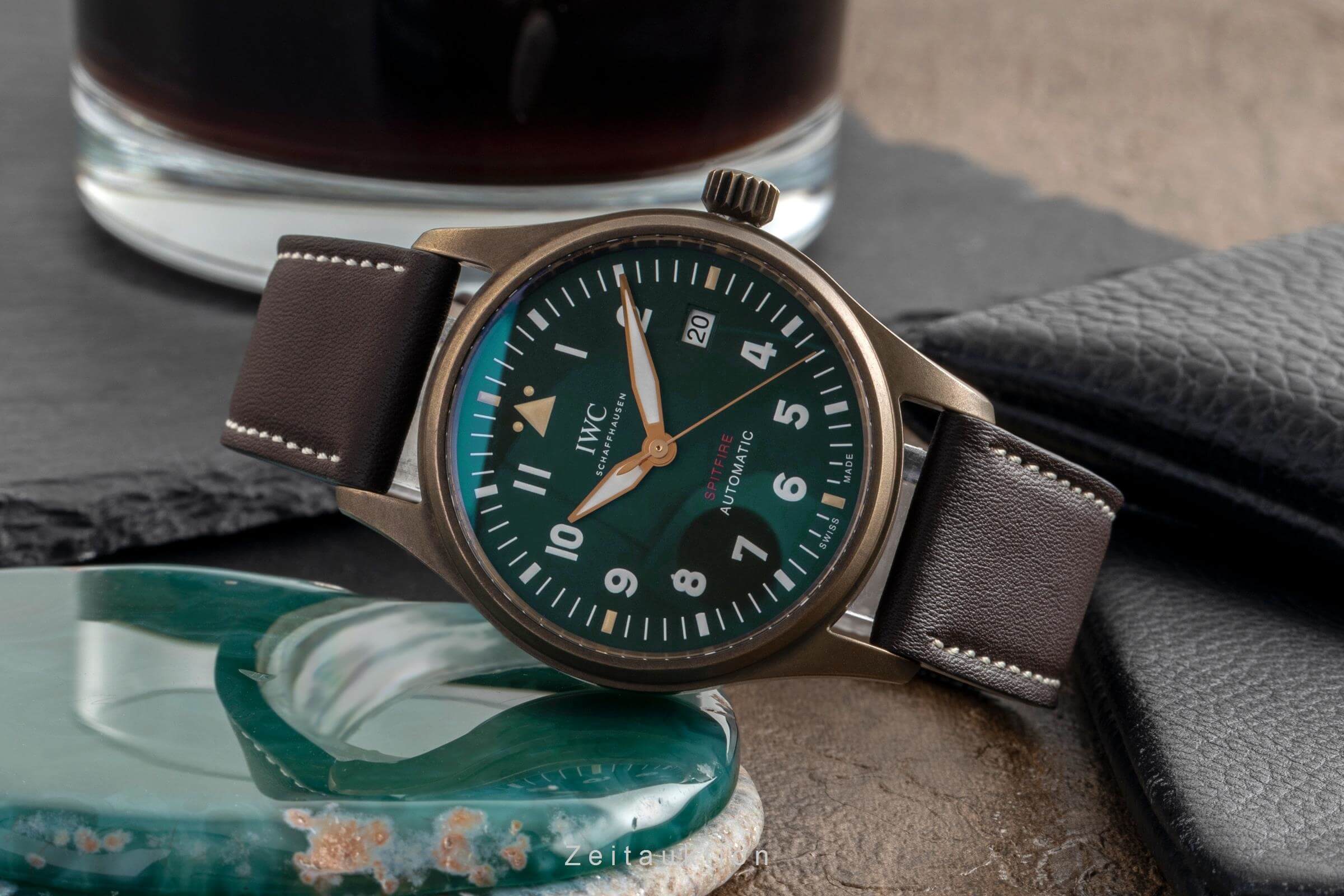 IWC Pilot's Watch Automatik Spitfire Bronze Herrenuhr Ref. IW326802 B&P 2020 [2502056]