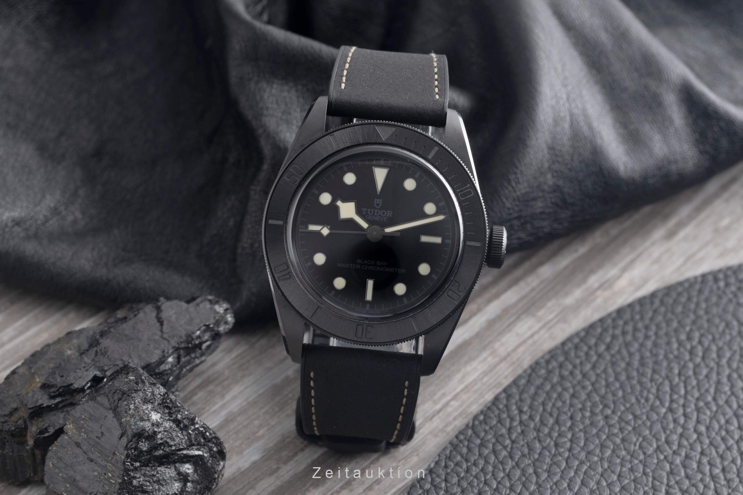 Tudor Black Bay cerámica automático reloj para caballeros 79210CNU LP: 5300EUR  [2502124]