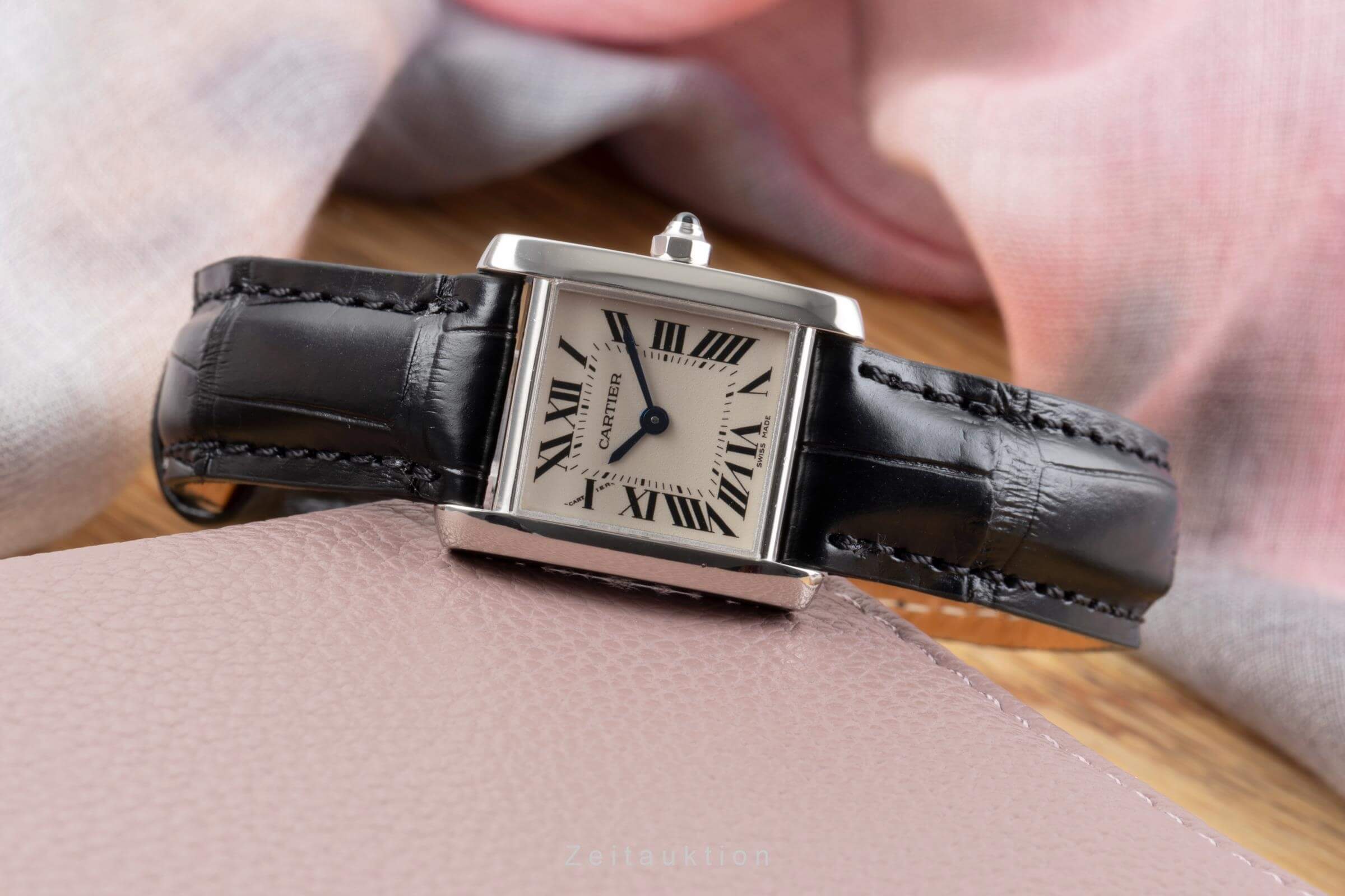 Cartier Tank Francaise or blanc 18 ct quartz montre pour femmes W50012S3  [2502140]