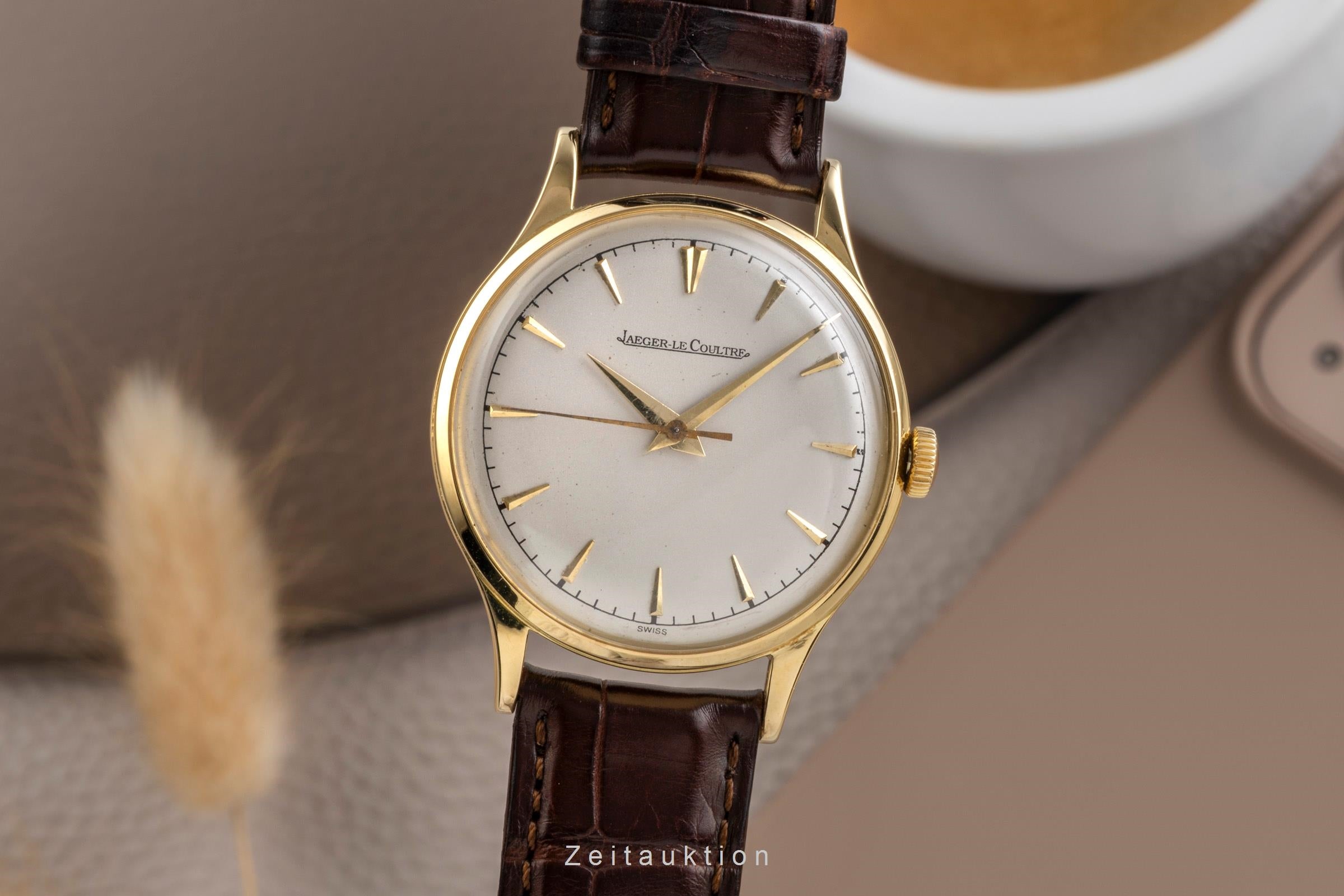 Jaeger LeCoultre 18 ct gold manual winding men's watch Vintage  [2502213]