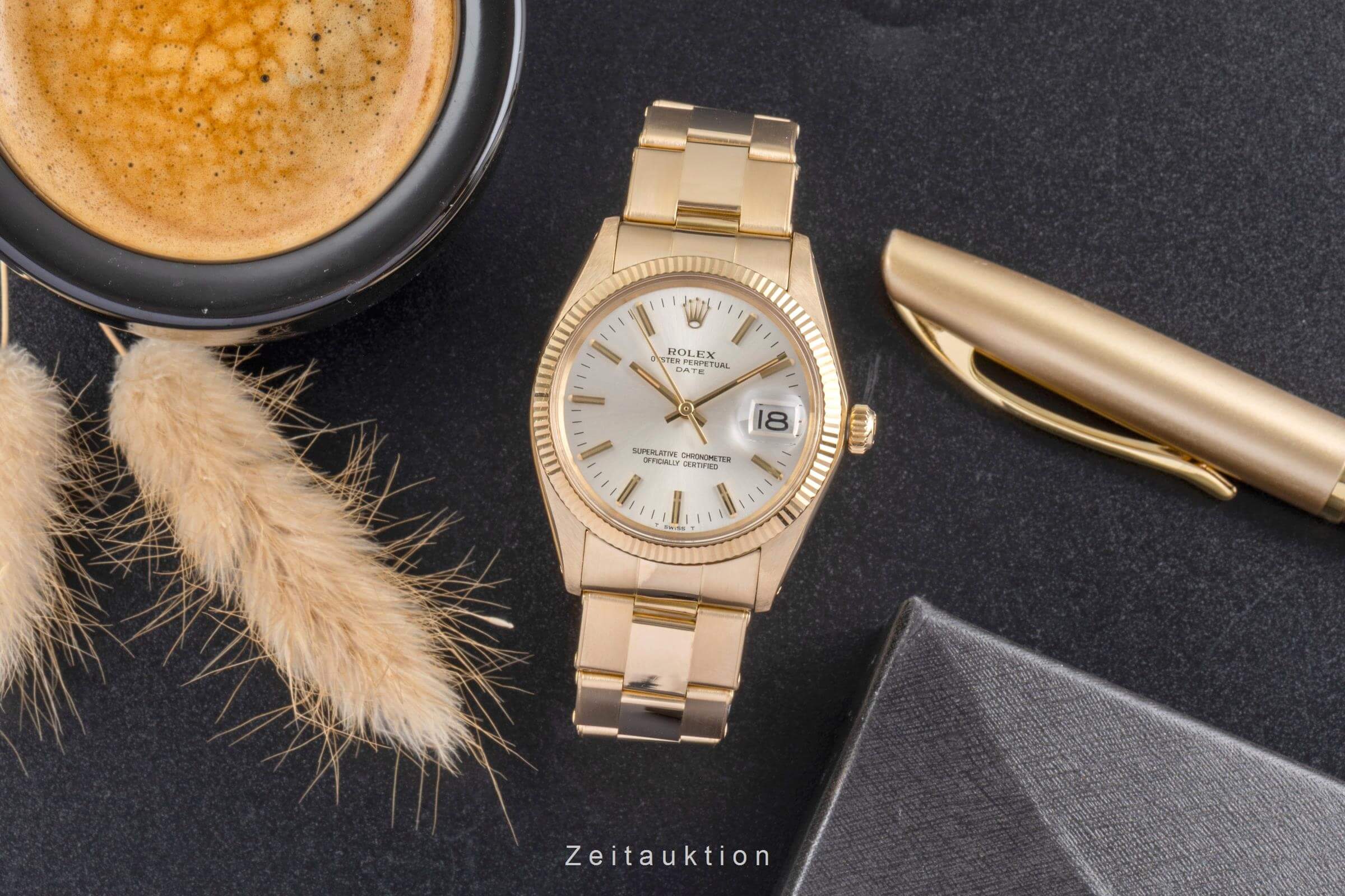 Rolex Date 34 Silver Dial 18k (0,750) Gold Automatik Herren Ref. 1503 Klassiker [2502238]