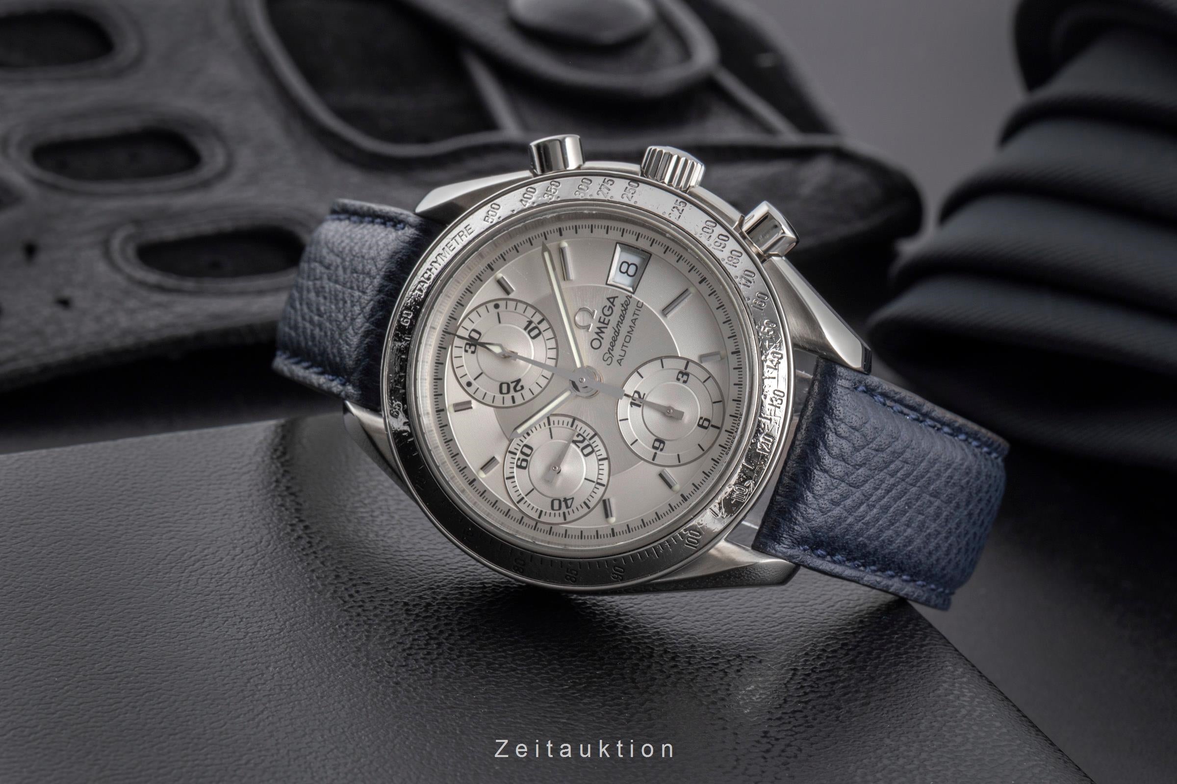 Omega Speedmaster Date chronographe acier automatique montre pour hommes 3513.30.00 LP: 6100EUR  [2502255]