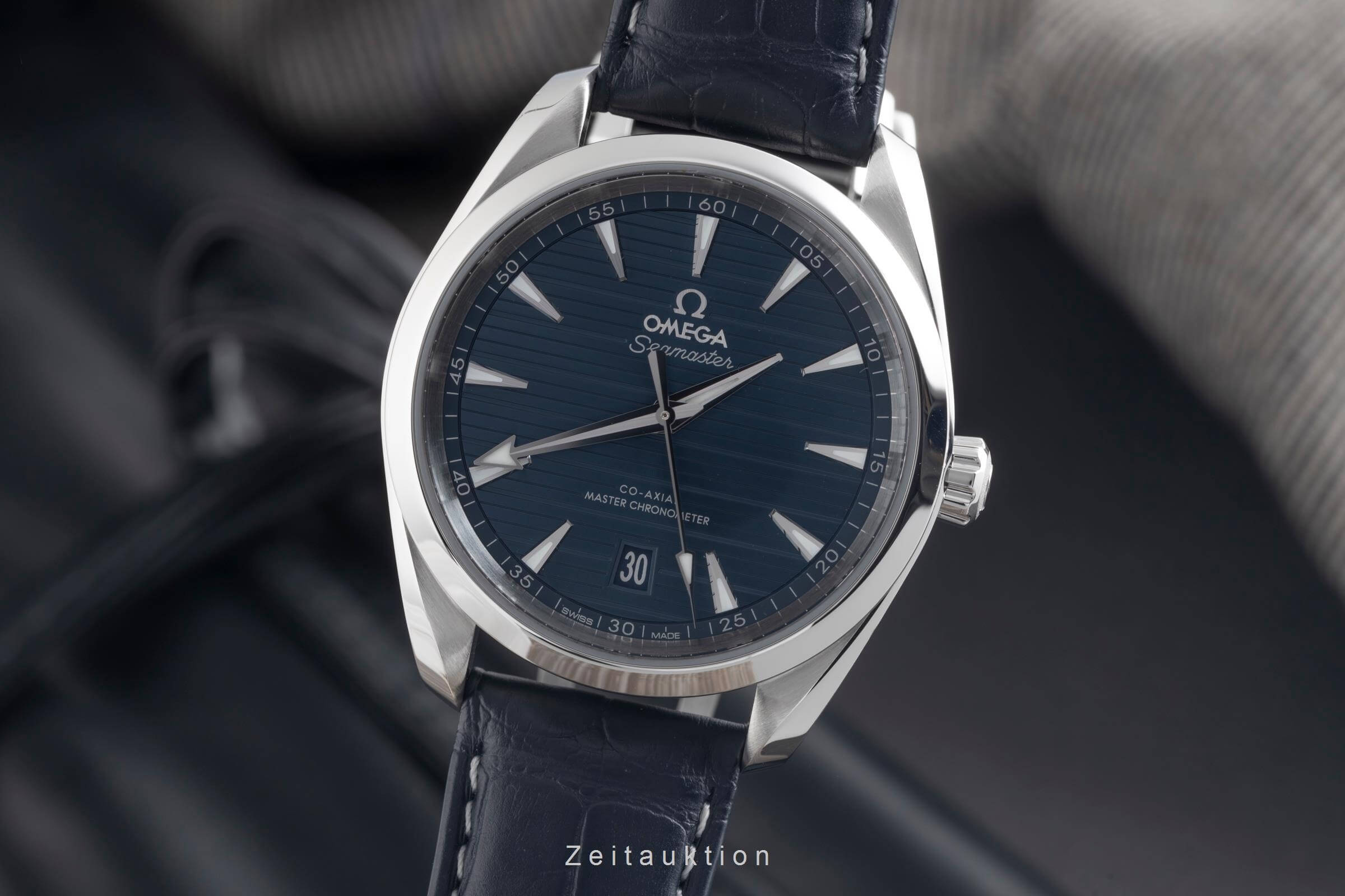 Omega Seamaster acciaio automatismo orologio da uomo 220.13.38.20.03.001 LP: 7100EUR  [2502271]