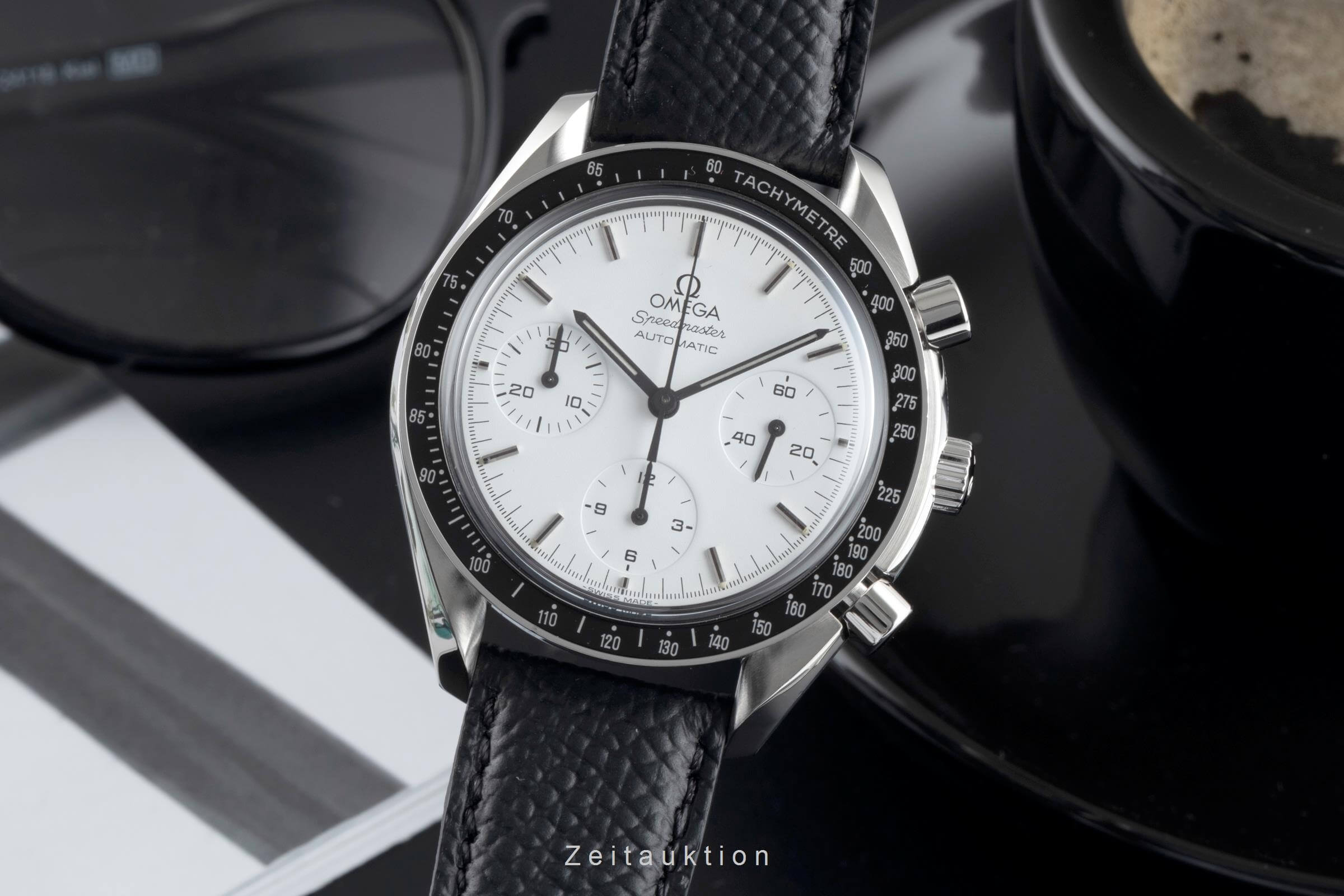 Omega Speedmaster chronograph steel automatic 3220 Ref