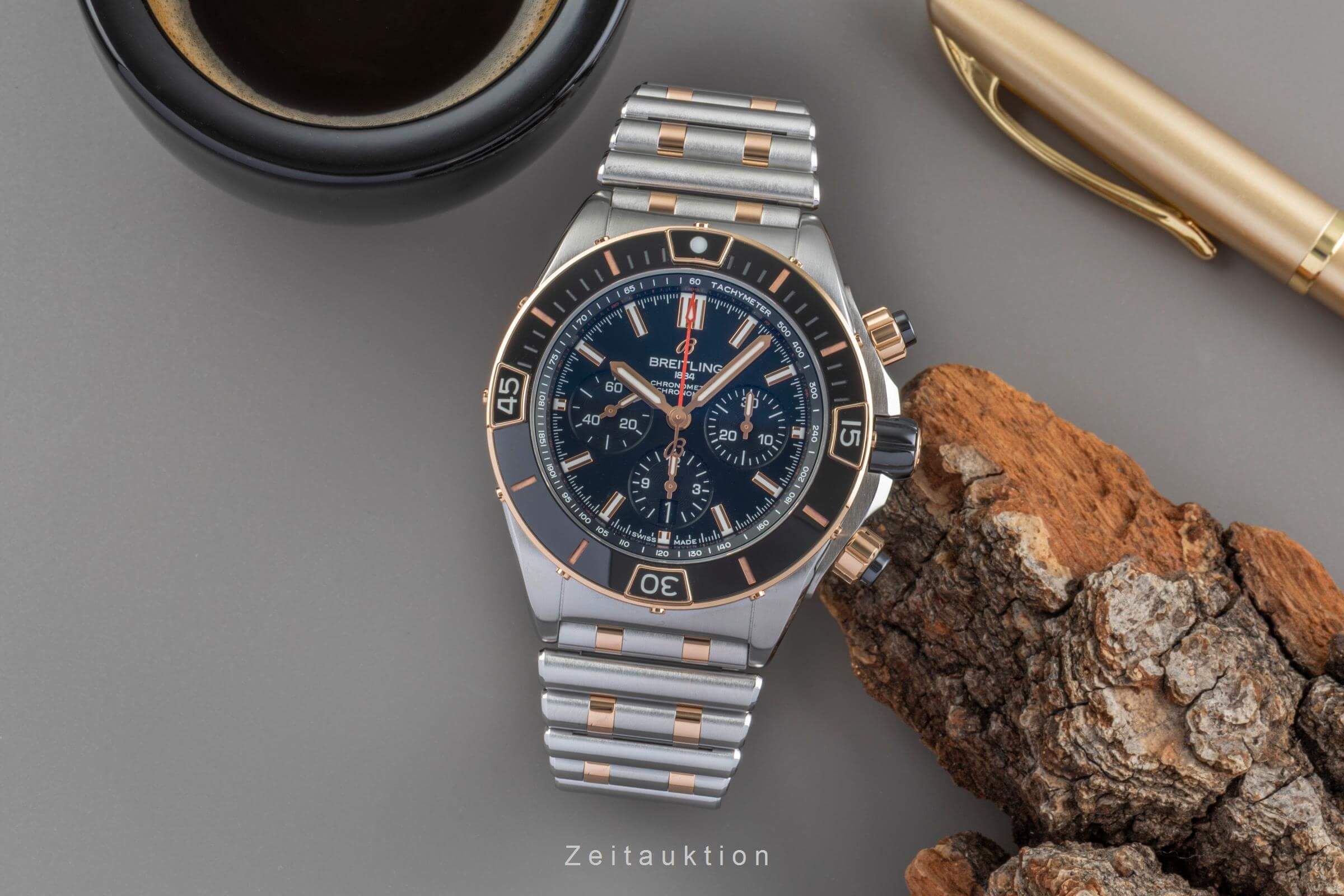 Breitling Chronomat cronografo acciaio / oro automatismo orologio da uomo UB0136251B1U1 LP: 15200EUR  [2502336]