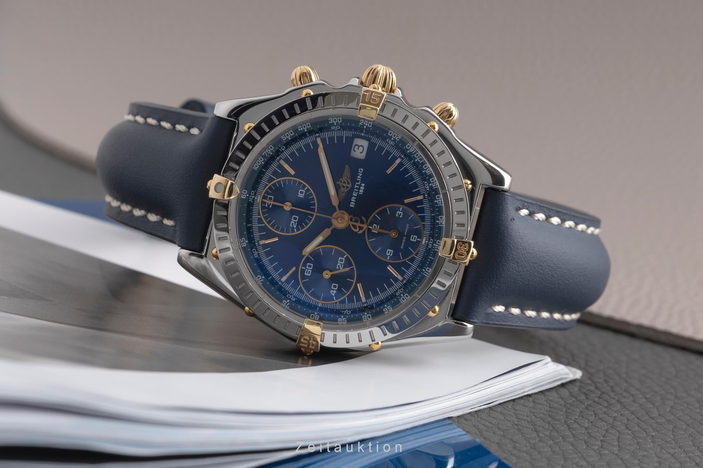 Breitling Chronomat chronographe acier / or  automatique montre pour hommes B13050  [2502340]