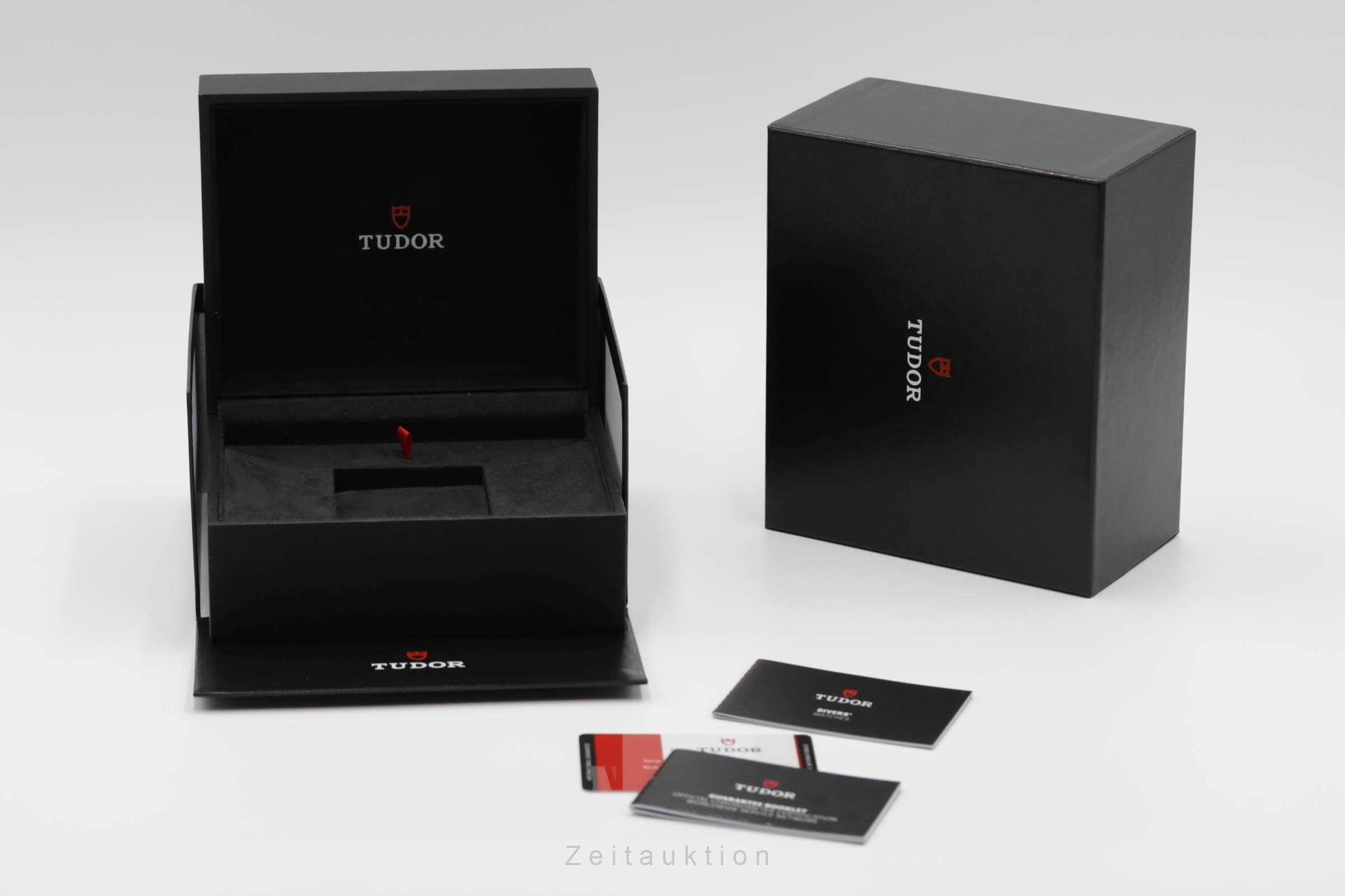 Tudor Black Bay steel automatic men's watch 79230G Limited  [2502381]