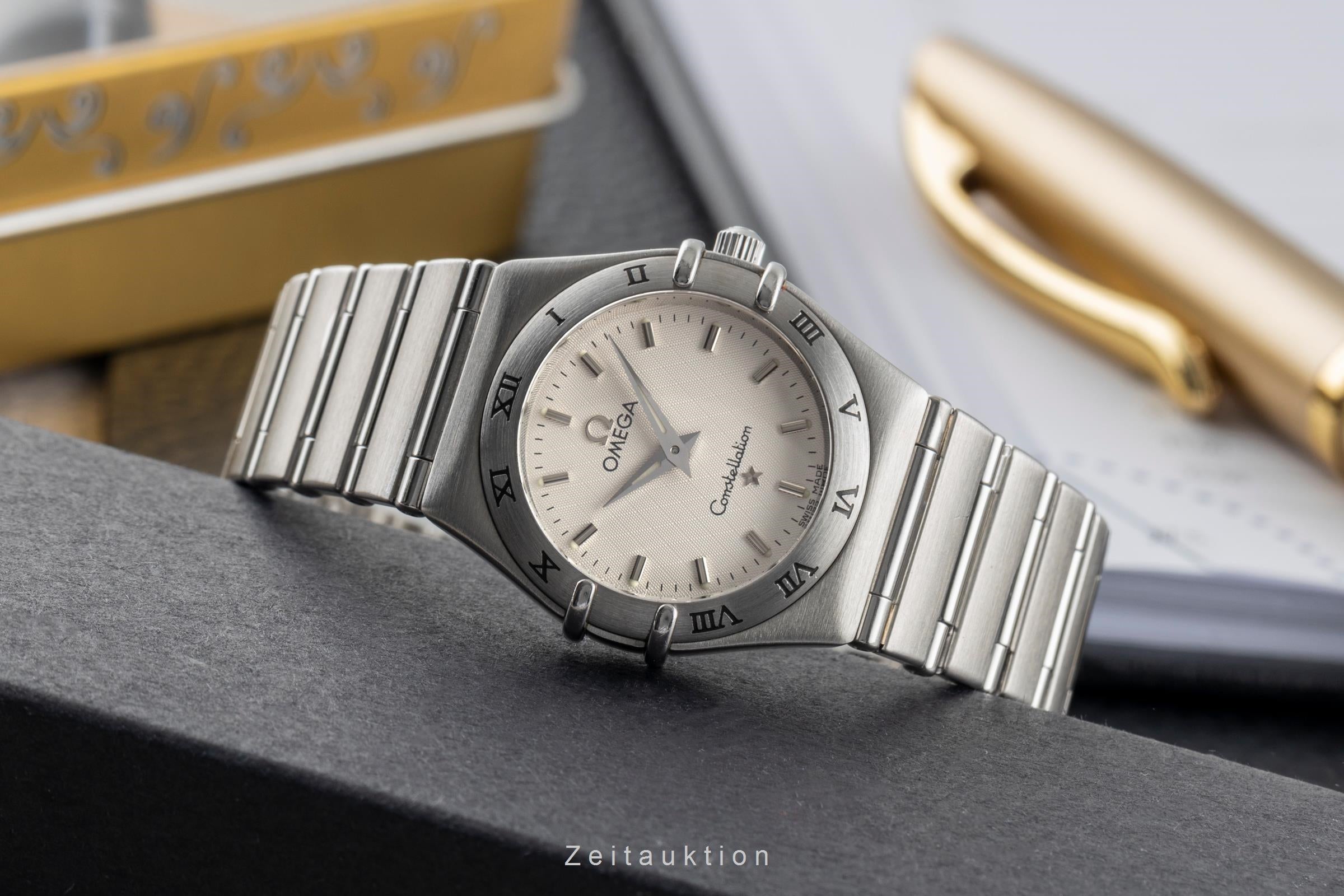 Omega Constellation steel quartz women's watch 1572.32.00  [2502390]