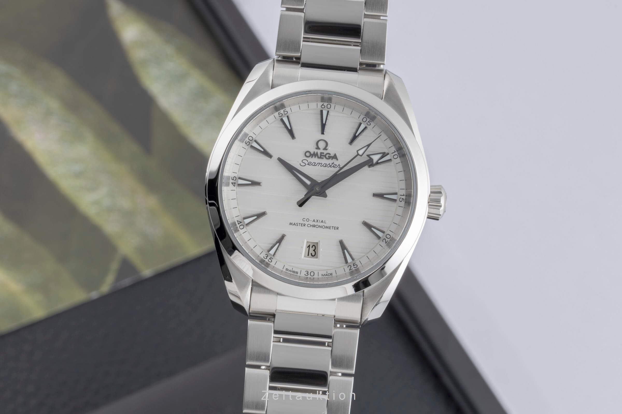 Omega Seamaster acciaio automatismo orologio da uomo 220.10.38.20.02.001 LP: 6800EUR  [2502394]