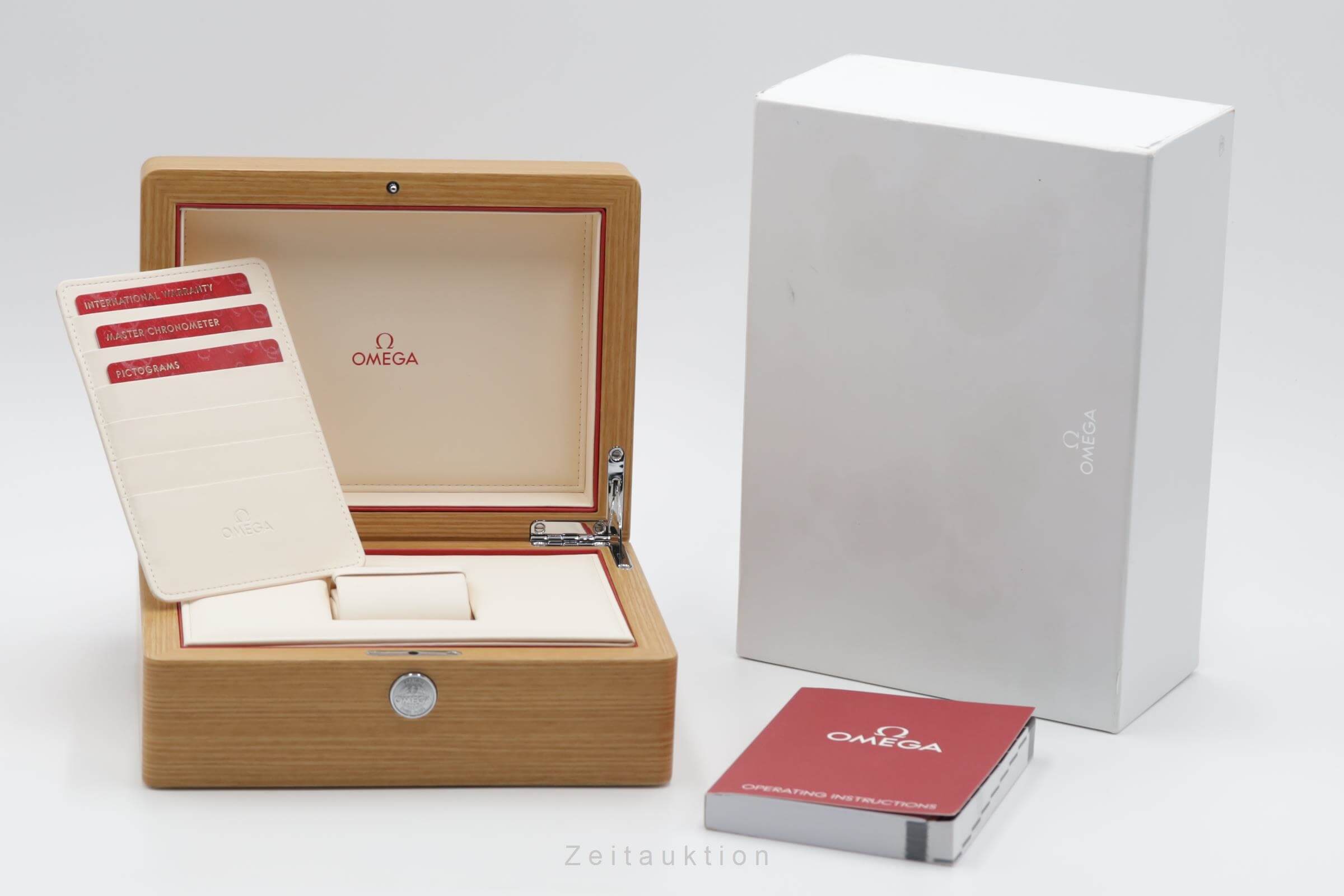 Omega Seamaster acciaio automatismo orologio da uomo 220.10.38.20.02.001 LP: 6800EUR  [2502394]