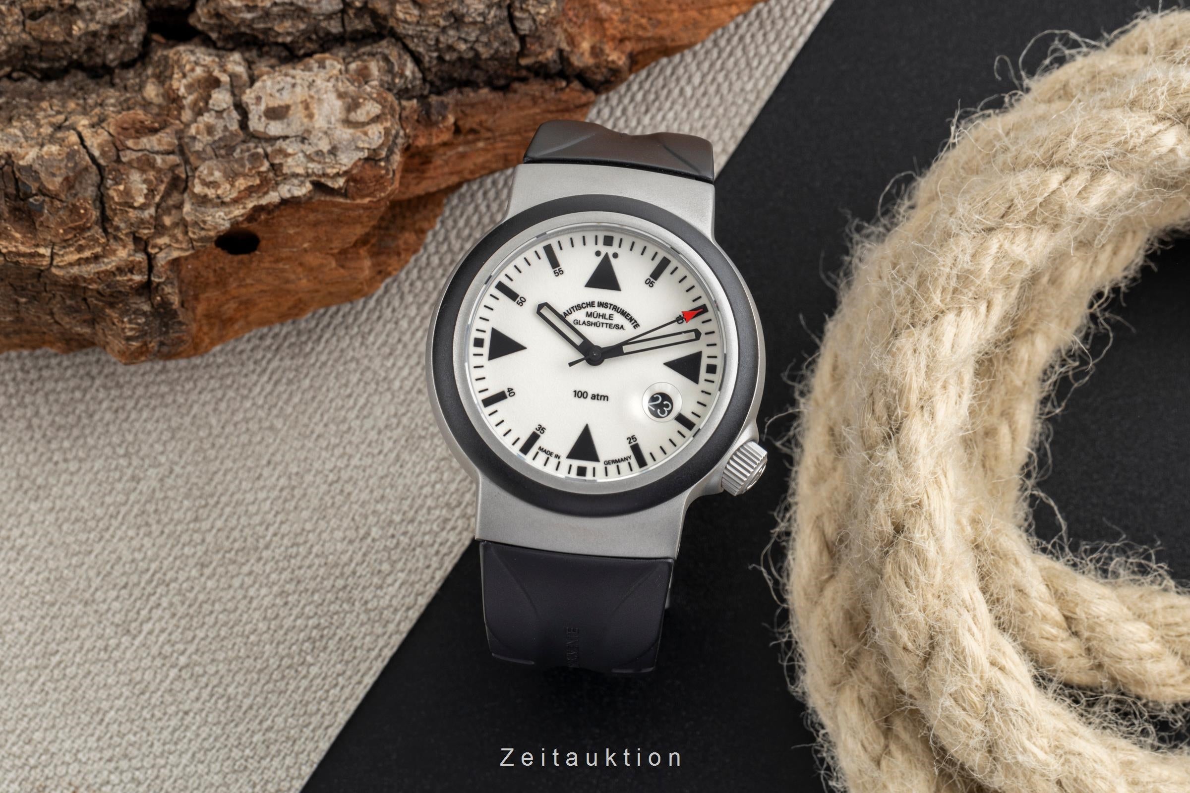 Mühle Rescue Timer acier automatique montre pour hommes M1-41-08-KB	 LP: 2100EUR  [2502466]