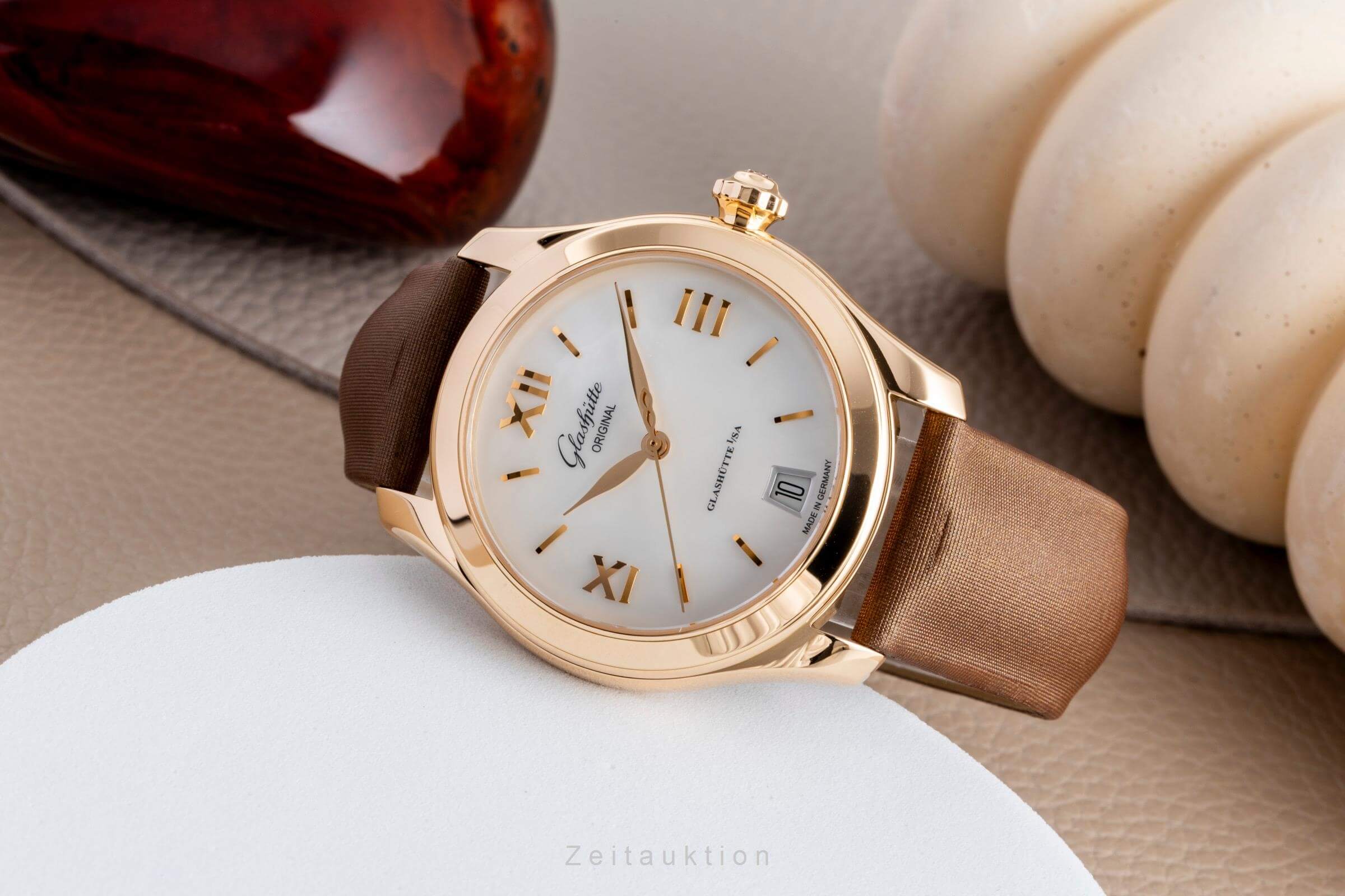 Glashütte Lady Serenade or 18 ct automatique montre pour femmes 39-22-09-01-44 LP: 13400EUR  [2502474]