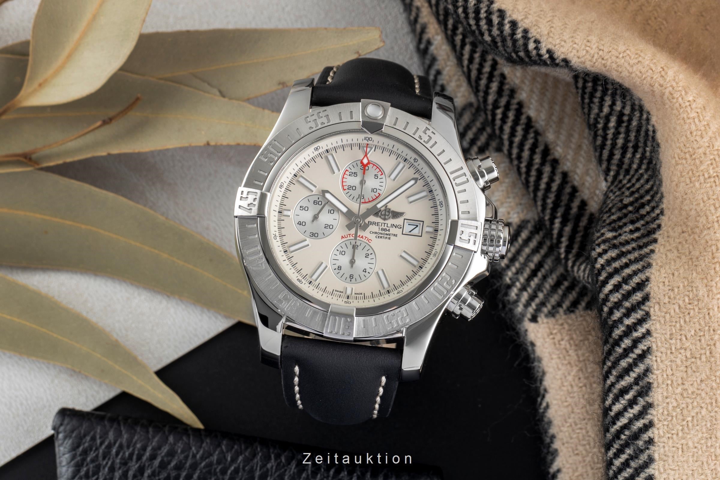 Breitling Super Avenger II Chrono Stahl Automatik Ref. A1337111/G779 B&P 2015 [2502477]