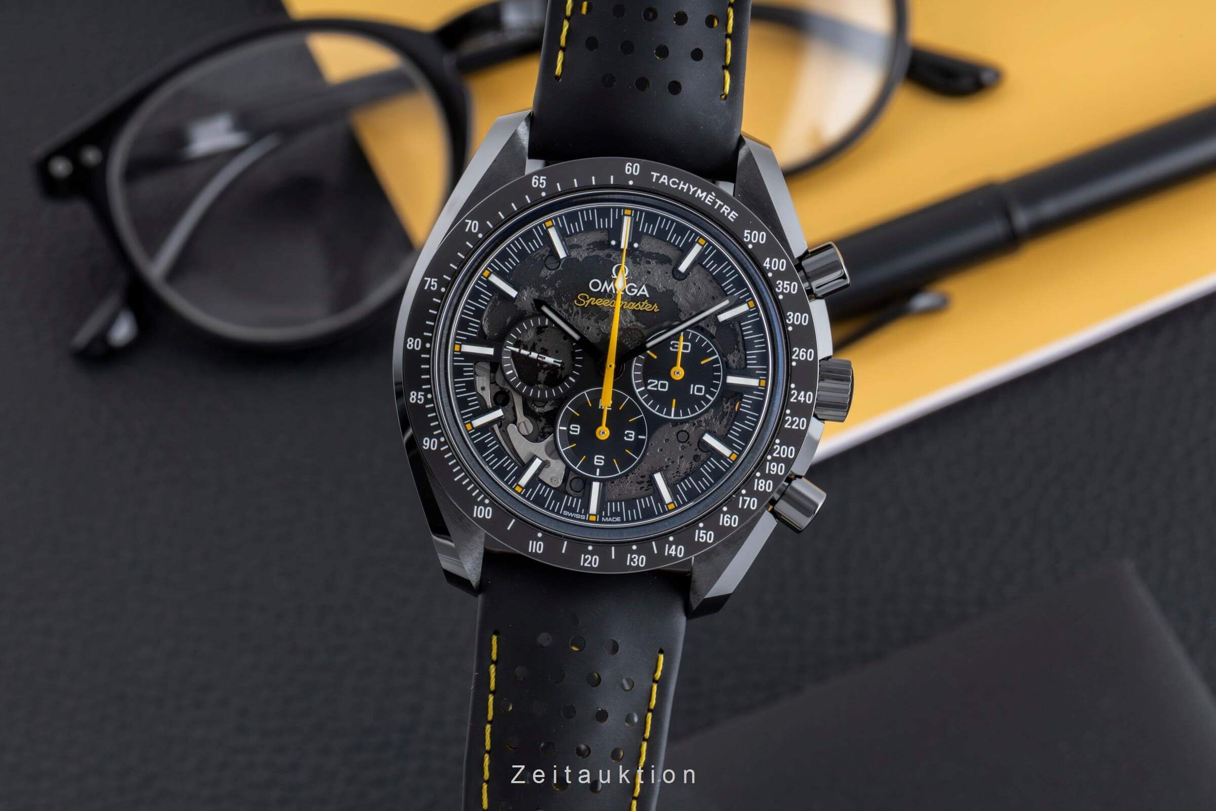 Omega Speedmaster Moonwatch chronograph ceramic manual winding men's watch 310.92.44.50.01.001 LP: 15500EUR  [2502488]