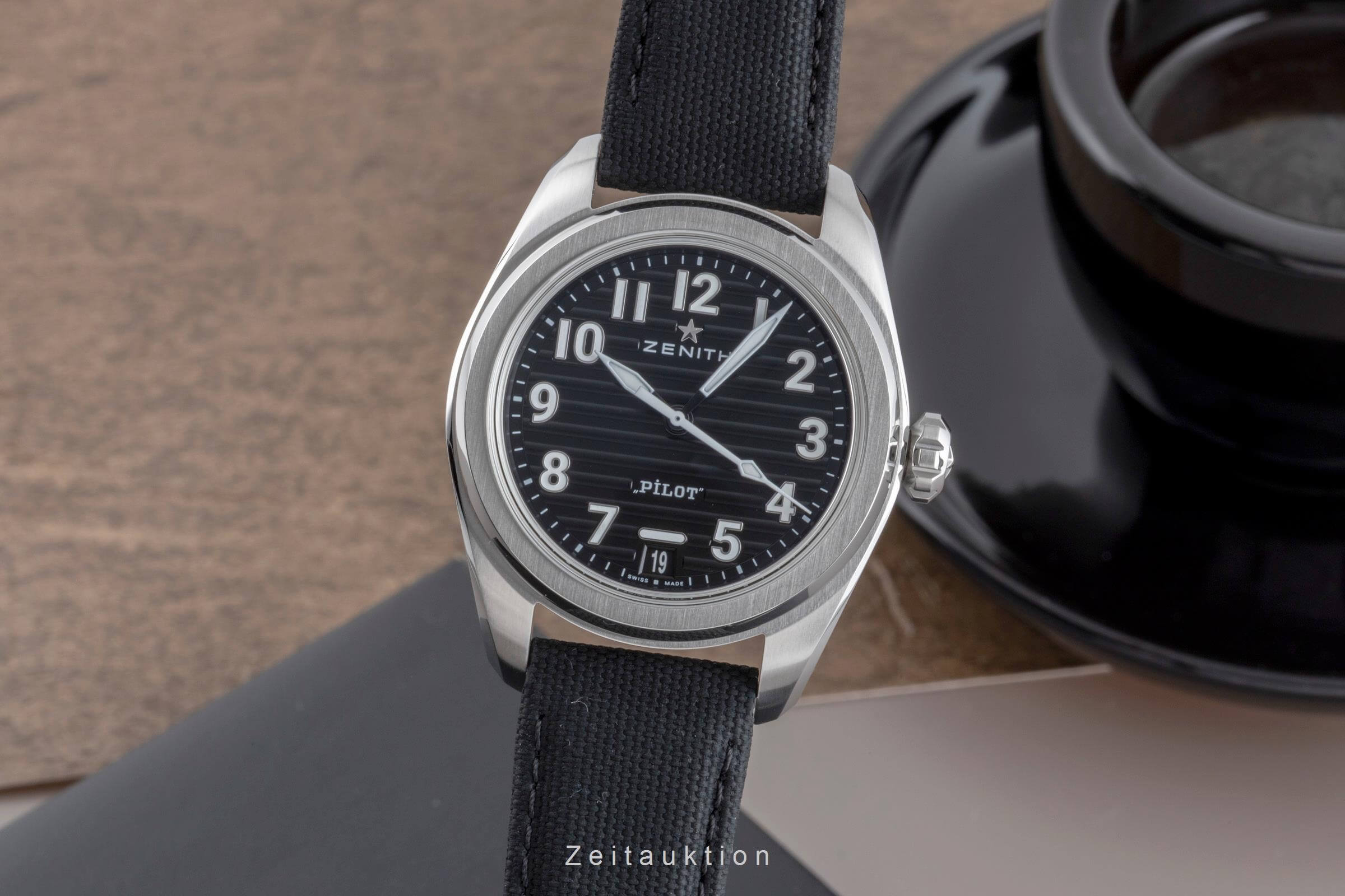 アイヴォル Zenith Pilot steel automatic Kal. 3620 Ref. 03.4000.3620/21.I001