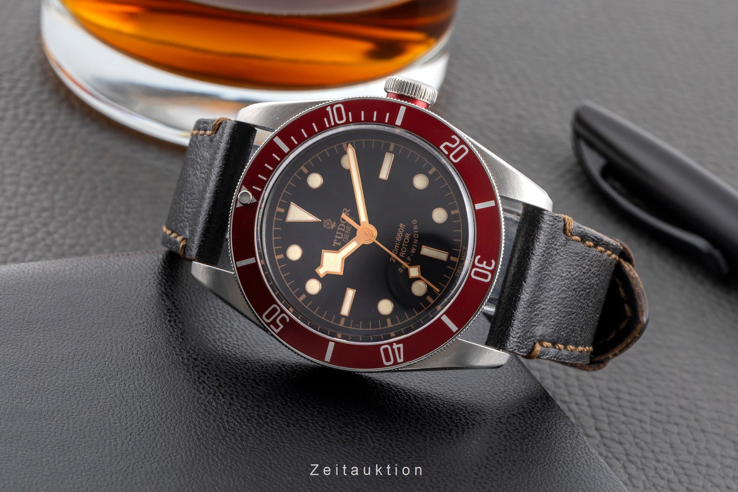 Tudor Black Bay steel automatic men's watch 79220R  [2502508]