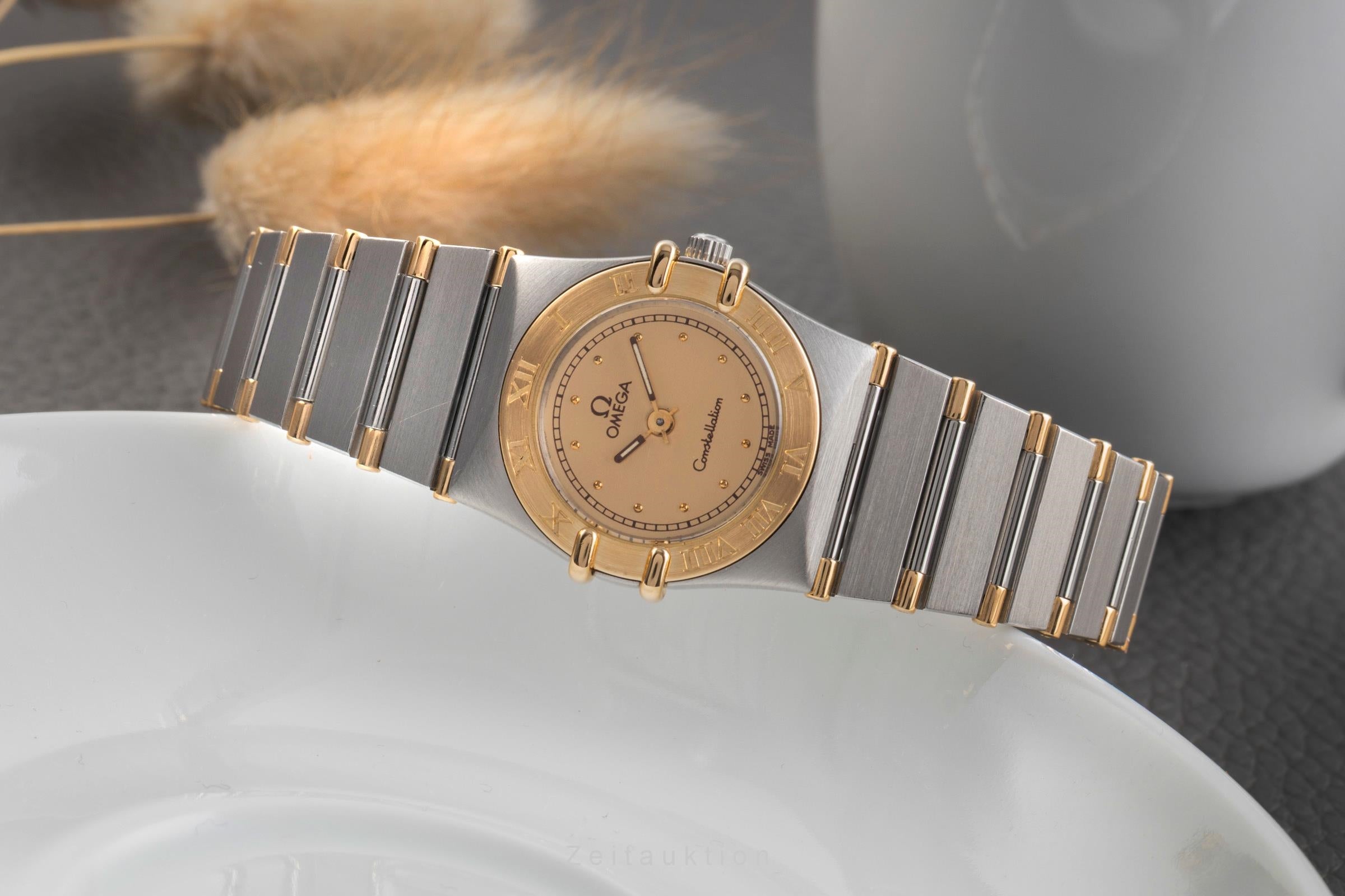 Omega Constellation acier / or  quartz montre pour femmes 795.1080  [2502516]