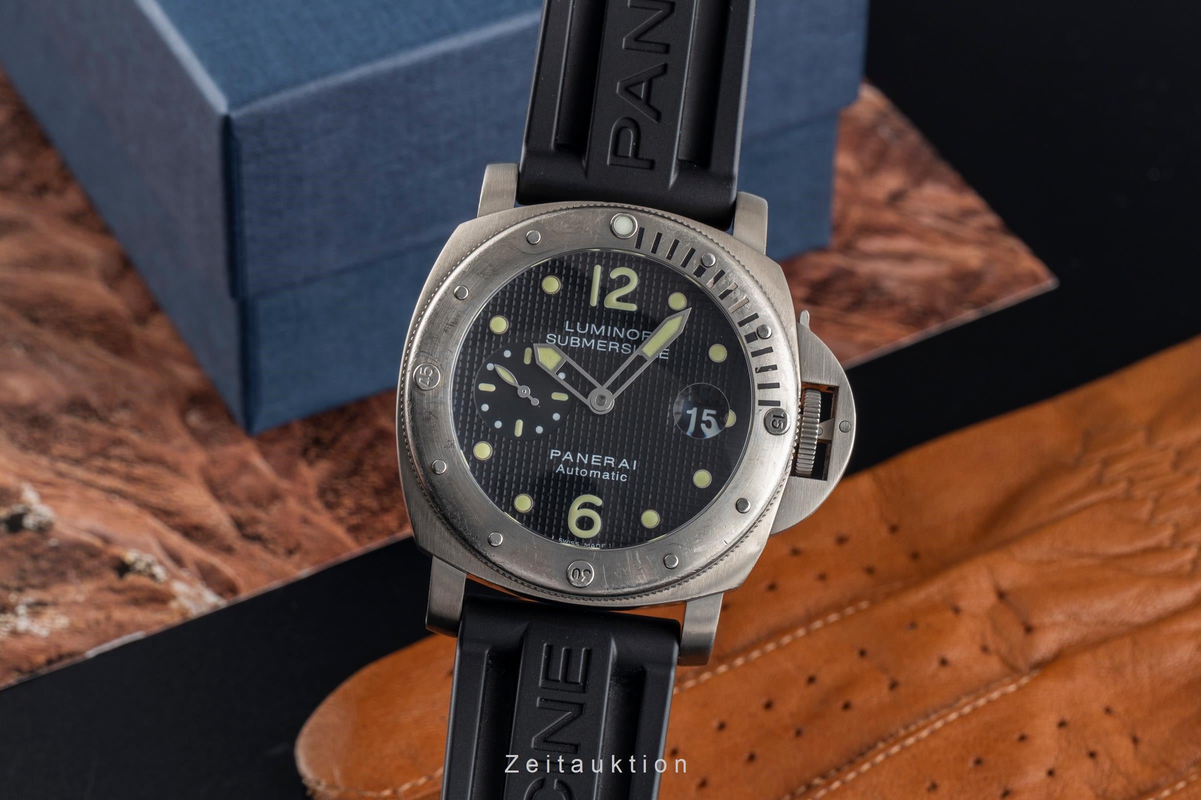 Panerai Luminor Submersible Automatik Titan Herrenuhr Ref. PAM00025 VP: 10900 € [2502538]