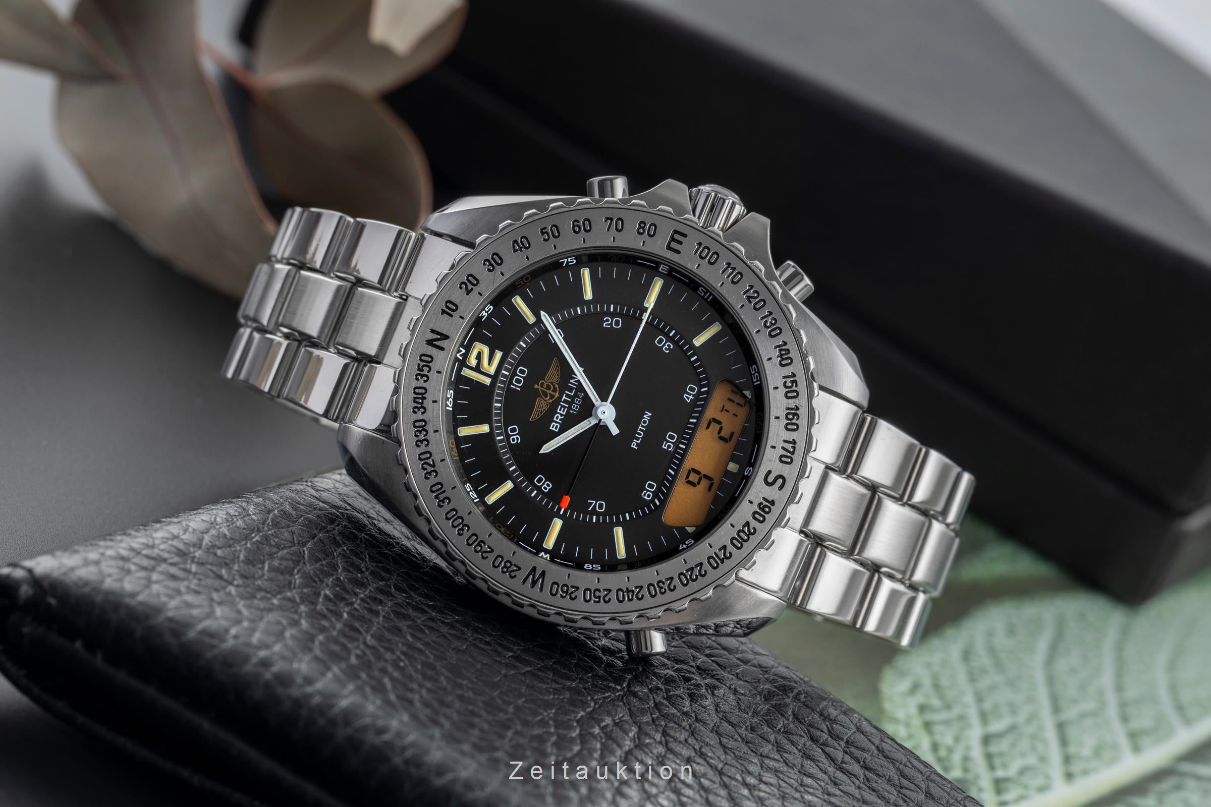 Breitling Pluton chronograph steel quartz men's watch A51038  [2502555]