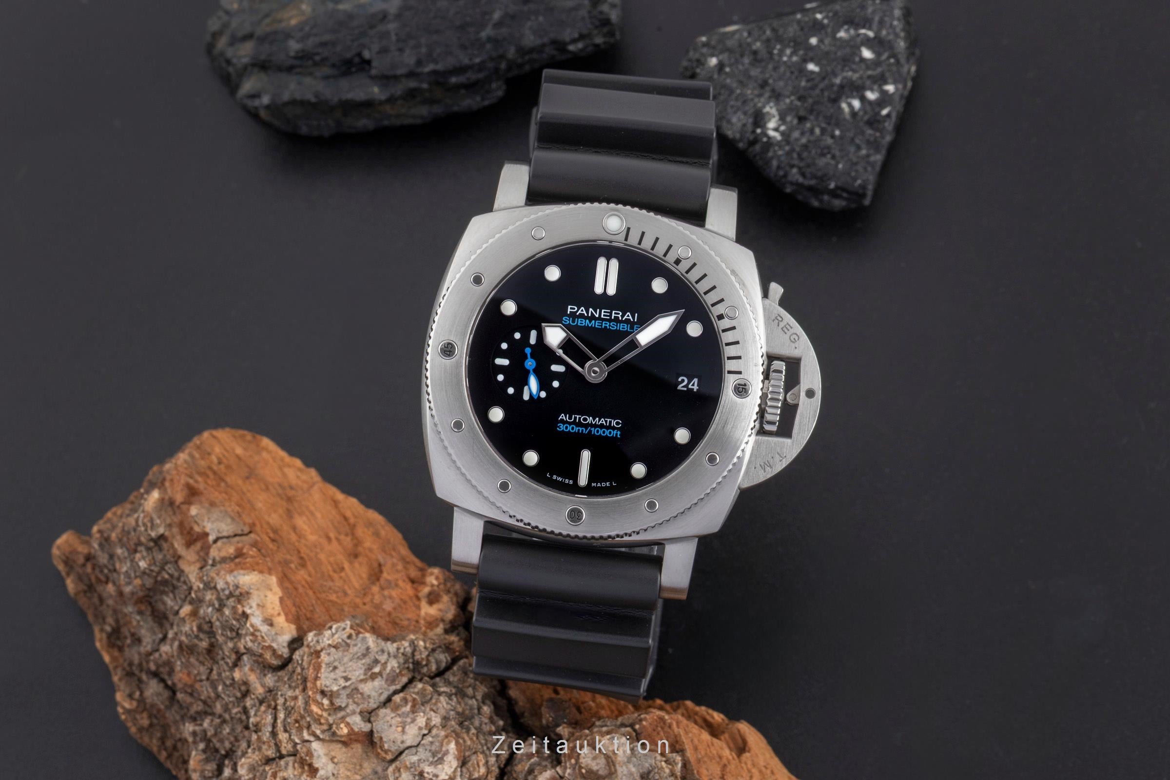 Panerai Luminor Submersible Automatik Herrenuhr Ref. PAM00973 B&P VP: 9700,- € [2502596]