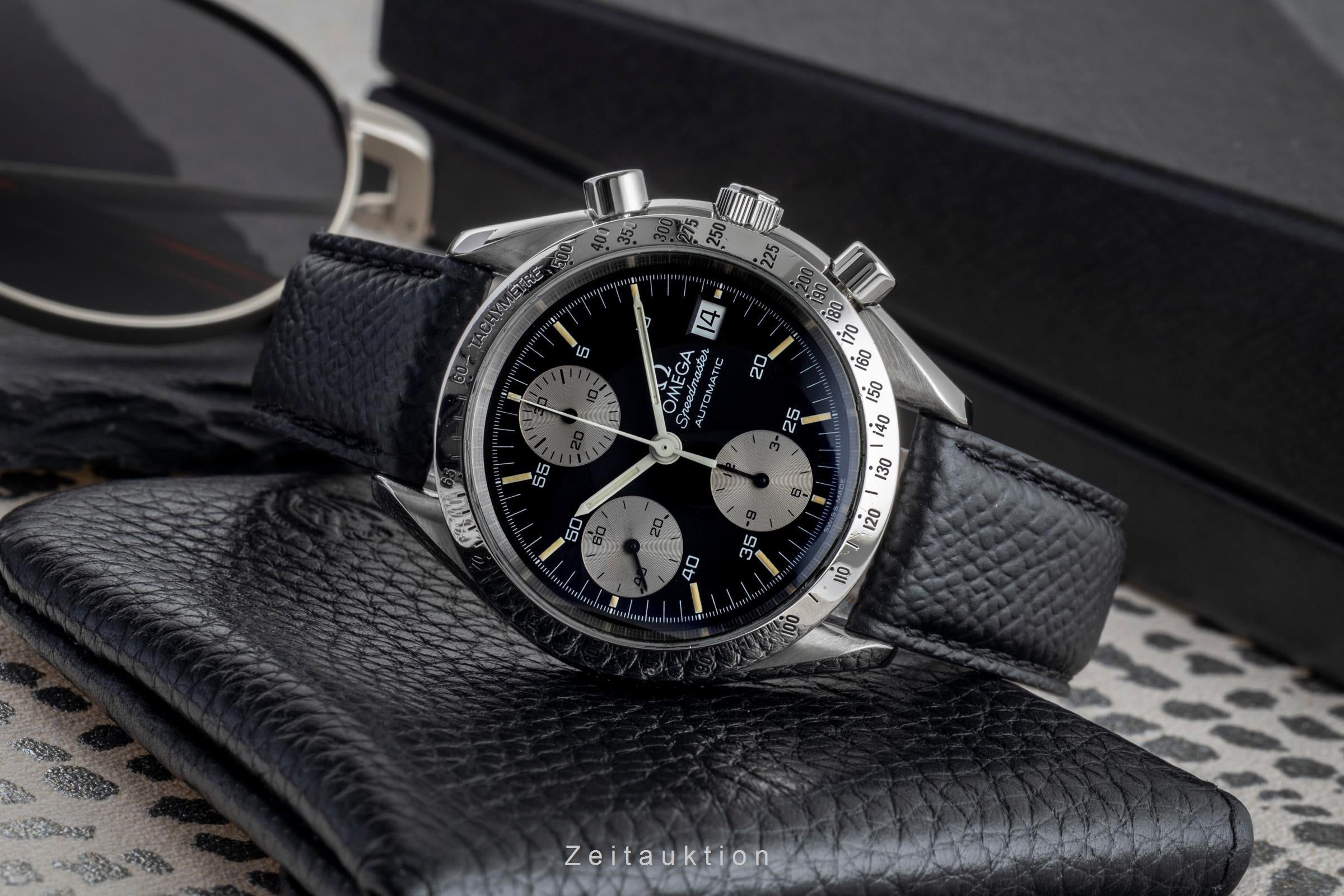 Omega Speedmaster Date chronograph steel automatic men's watch 3511.50 LP: 5700EUR  [2502655]