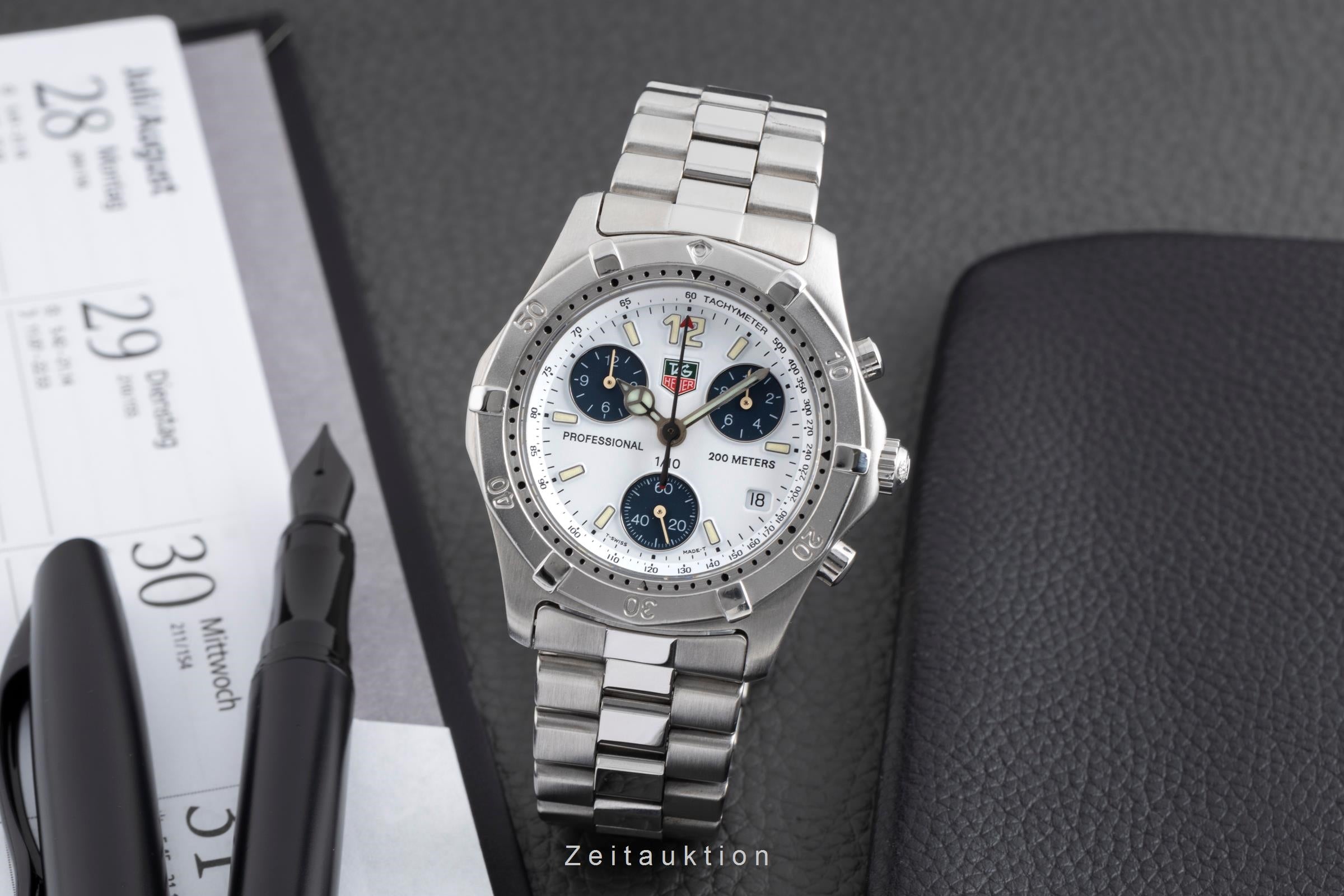 【アキオ】TAG Heuer Professional CK1111 Vintage Men's Tag Heuer 39mm Professional 2000 Chronograph