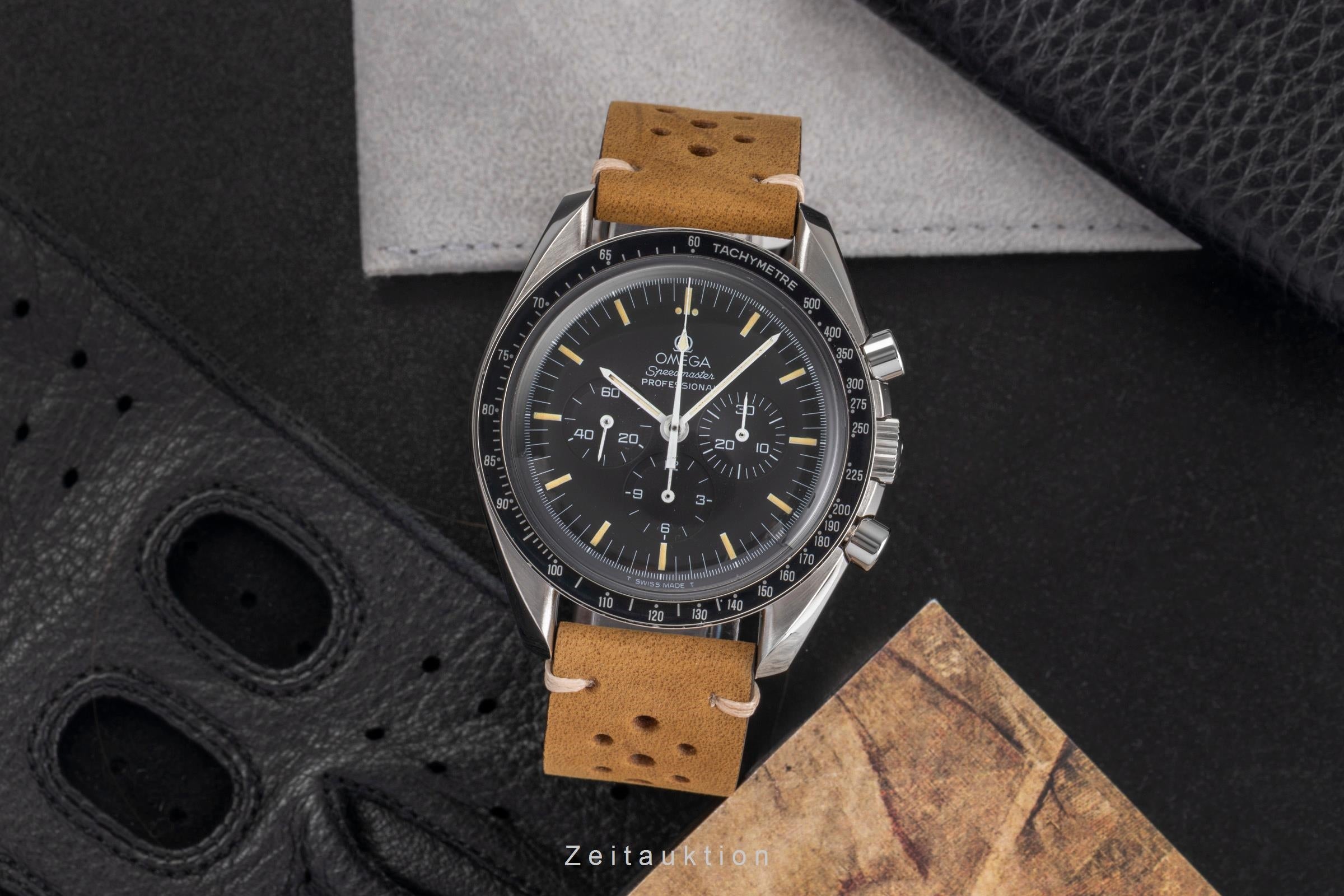 Omega Speedmaster Moonwatch chronograph steel manual winding men's watch ST 145.022 LP: 8300EUR  [2502758]