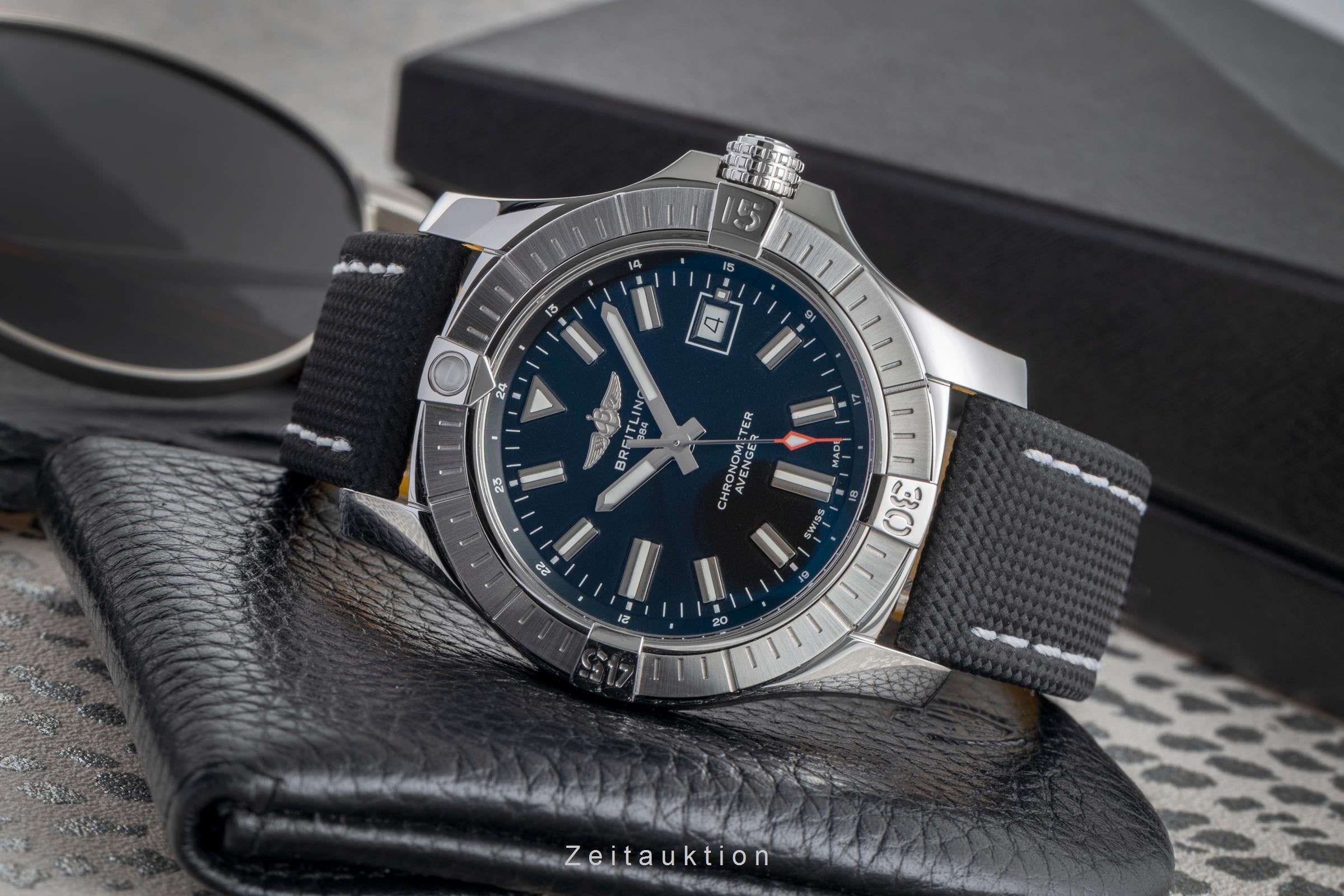 Breitling Avenger acier automatique montre pour hommes A17318101B1X1  [2502836]