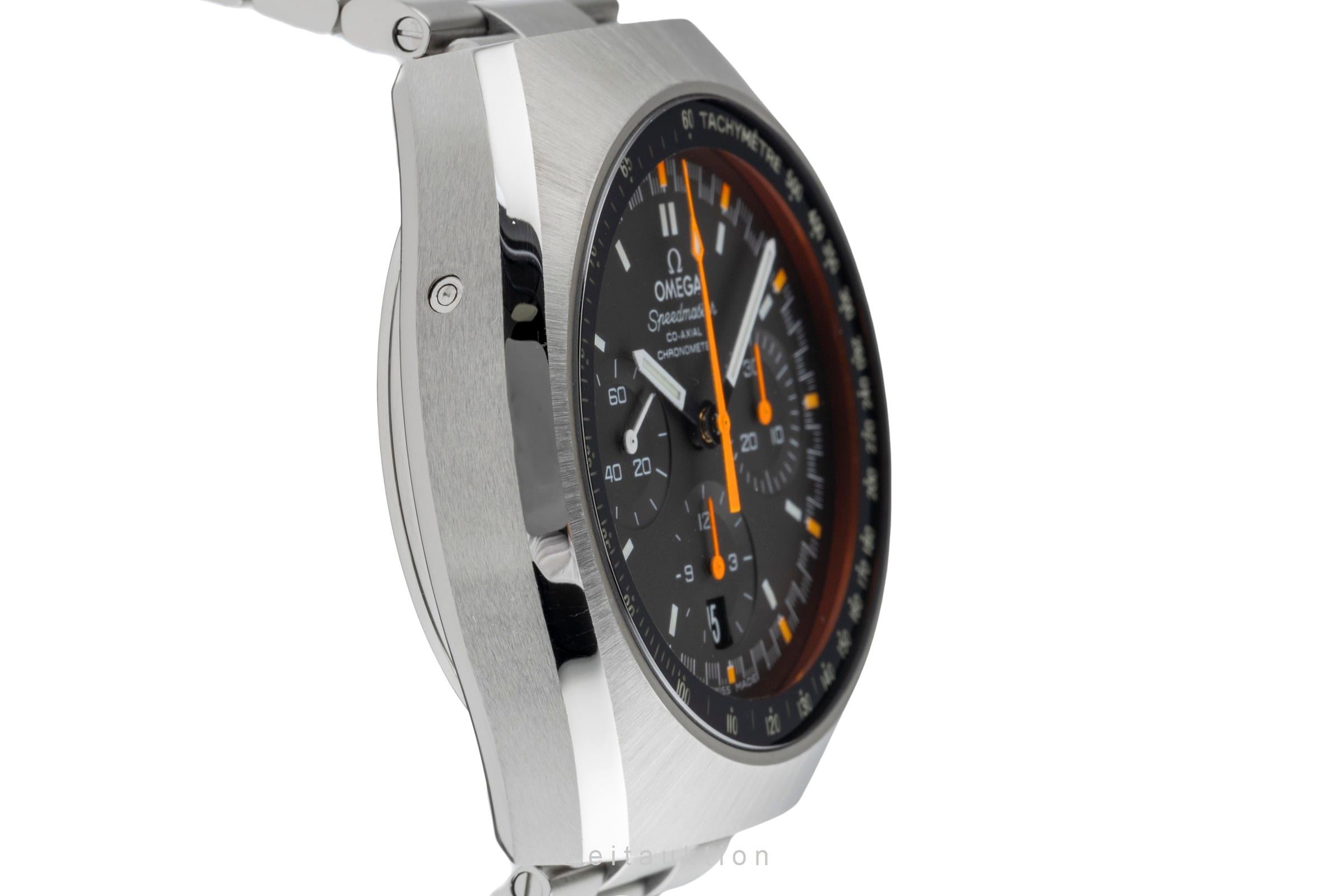 Omega Speedmaster chronograph steel automatic men's watch 327.10.43.50.06.001  [2502882]
