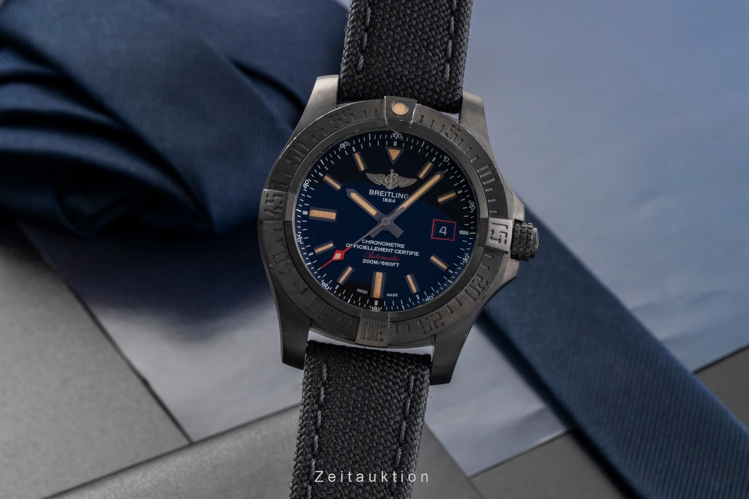 Breitling Avenger Blackbird 44 titanium automatic men's watch V17311  [2502902]