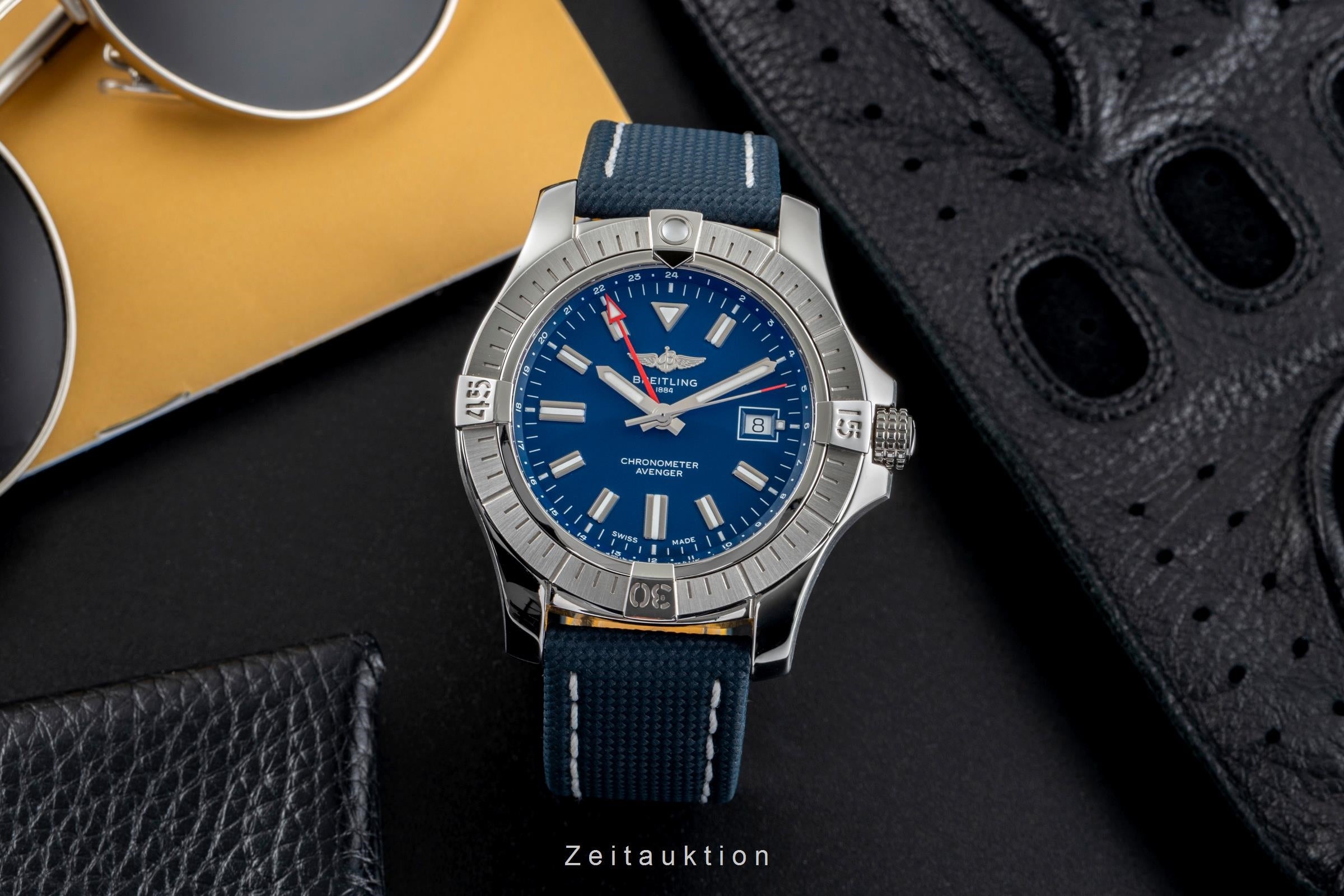 Breitling Avenger II GMT steel automatic men's watch A32395 LP: 5450EUR  [2502961]