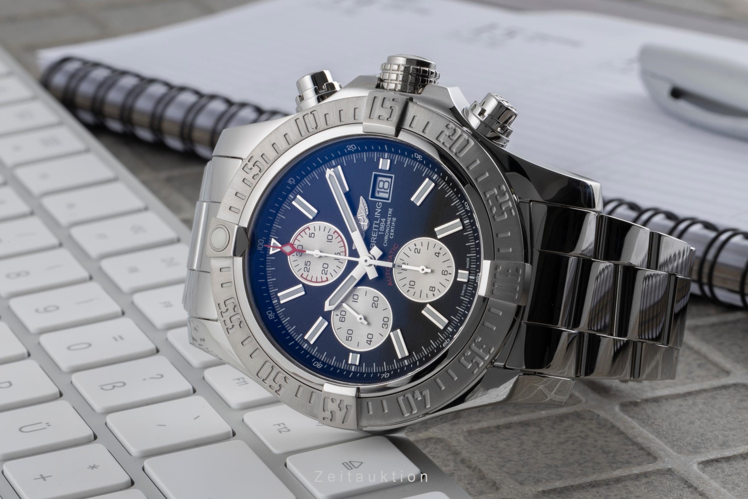 Breitling Super Avenger II chronographe acier automatique montre pour hommes A1337111/BC29/168A  [2502980]