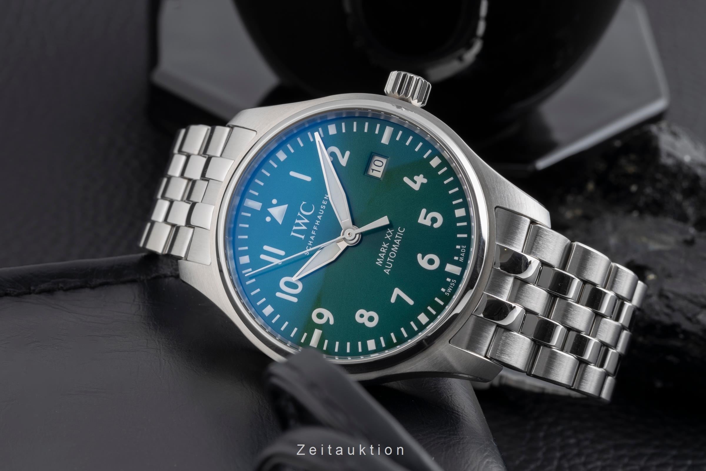 IWC Pilot Mark XX Edelstahl Automatik Green Dial Herrenuhr Ref IW328206 B&P 2024 [2503007]