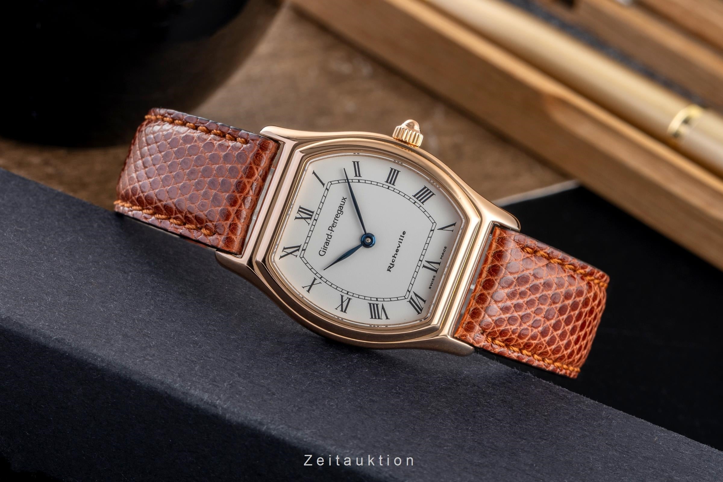 Girard Perregaux Richeville 18 ct red gold quartz women's watch 2600  [2503038]