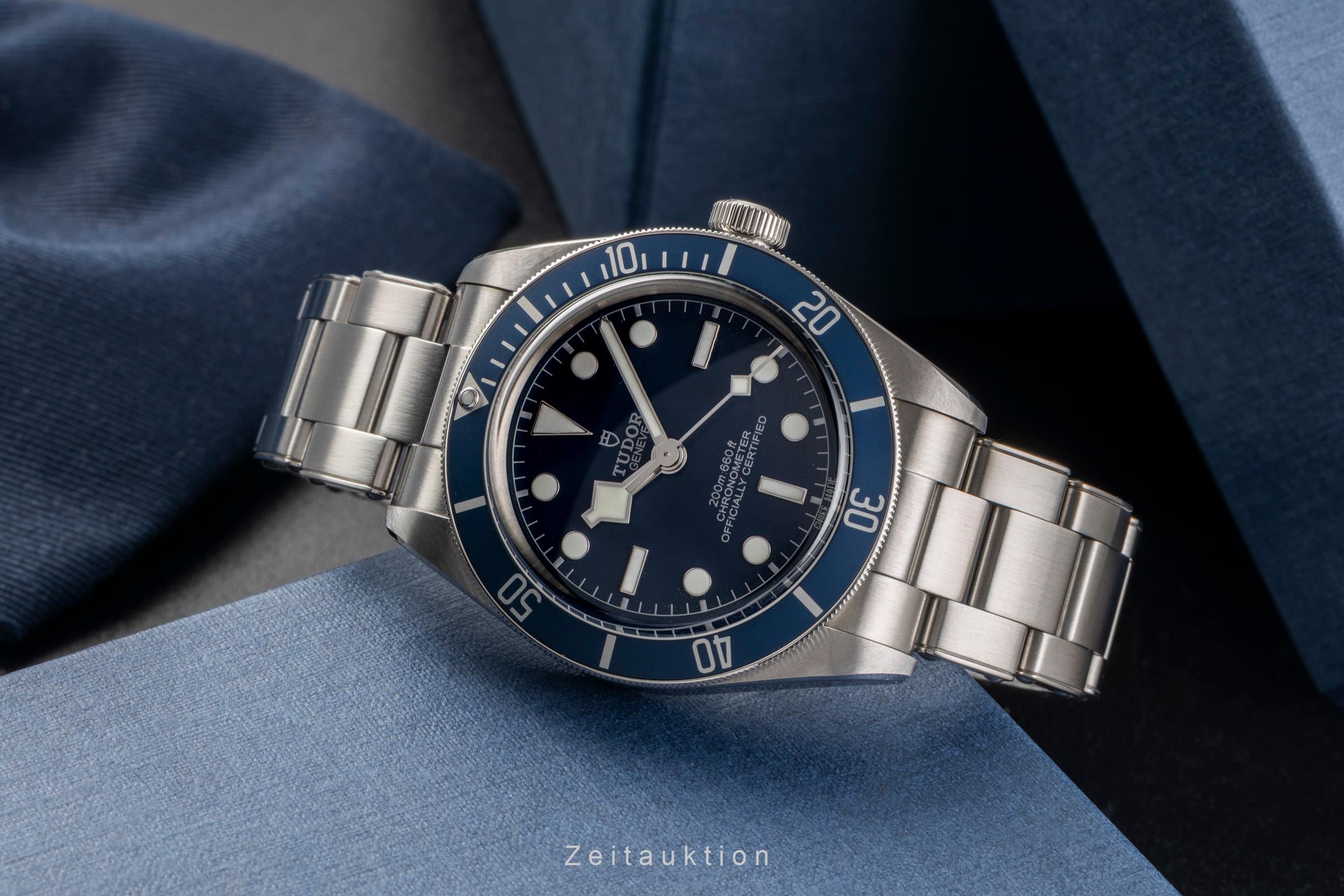 Tudor Black Bay steel automatic men's watch 79030B LP: 4150EUR  [2503056]