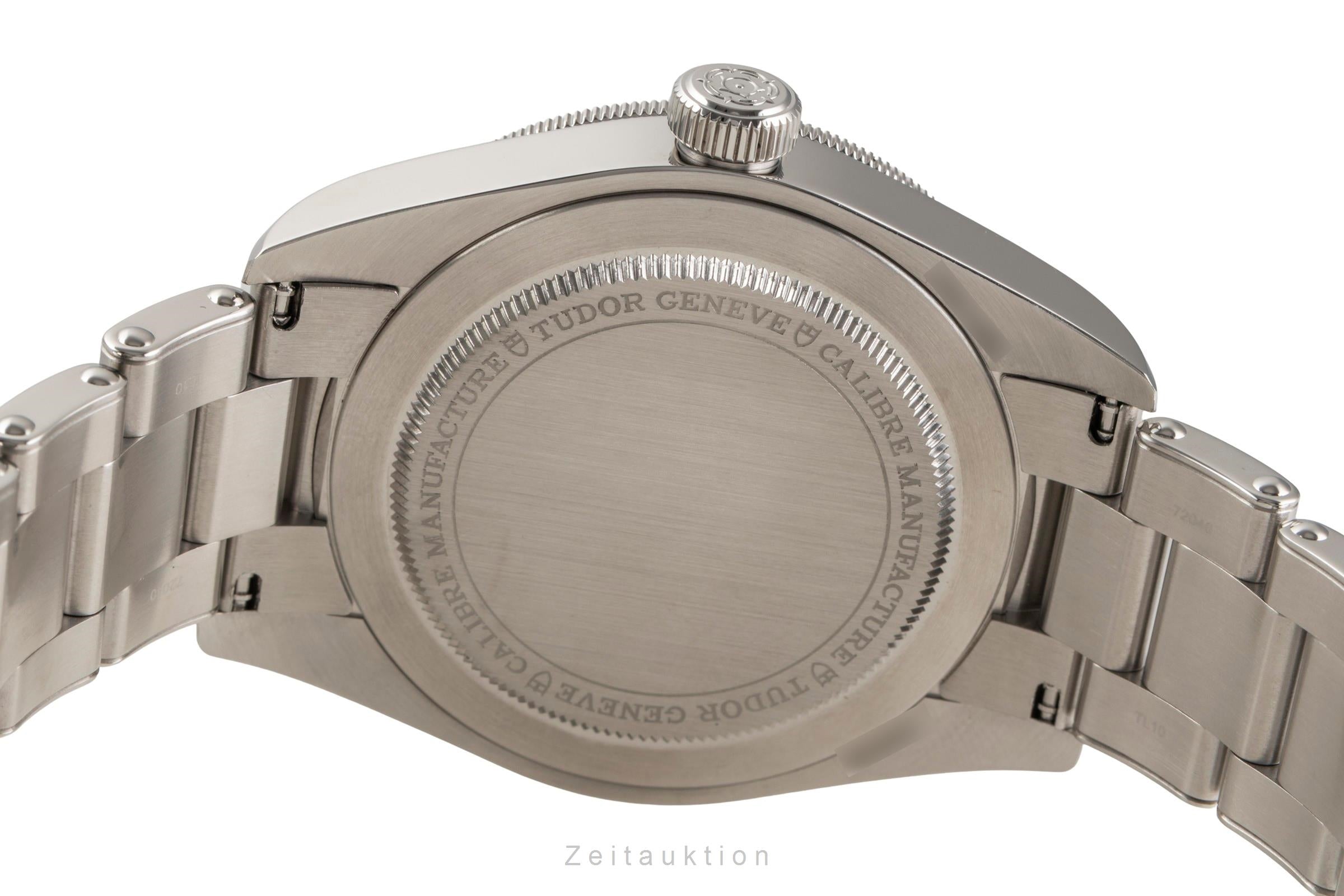 Tudor Black Bay steel automatic men's watch 79030B LP: 4150EUR  [2503056]