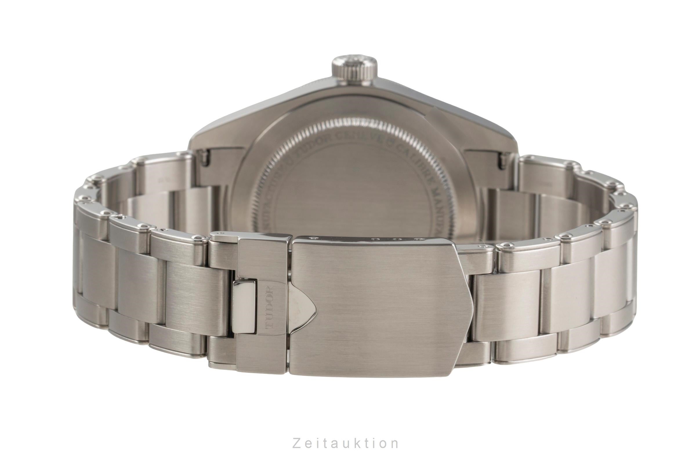 Tudor Black Bay steel automatic men's watch 79030B LP: 4150EUR  [2503056]