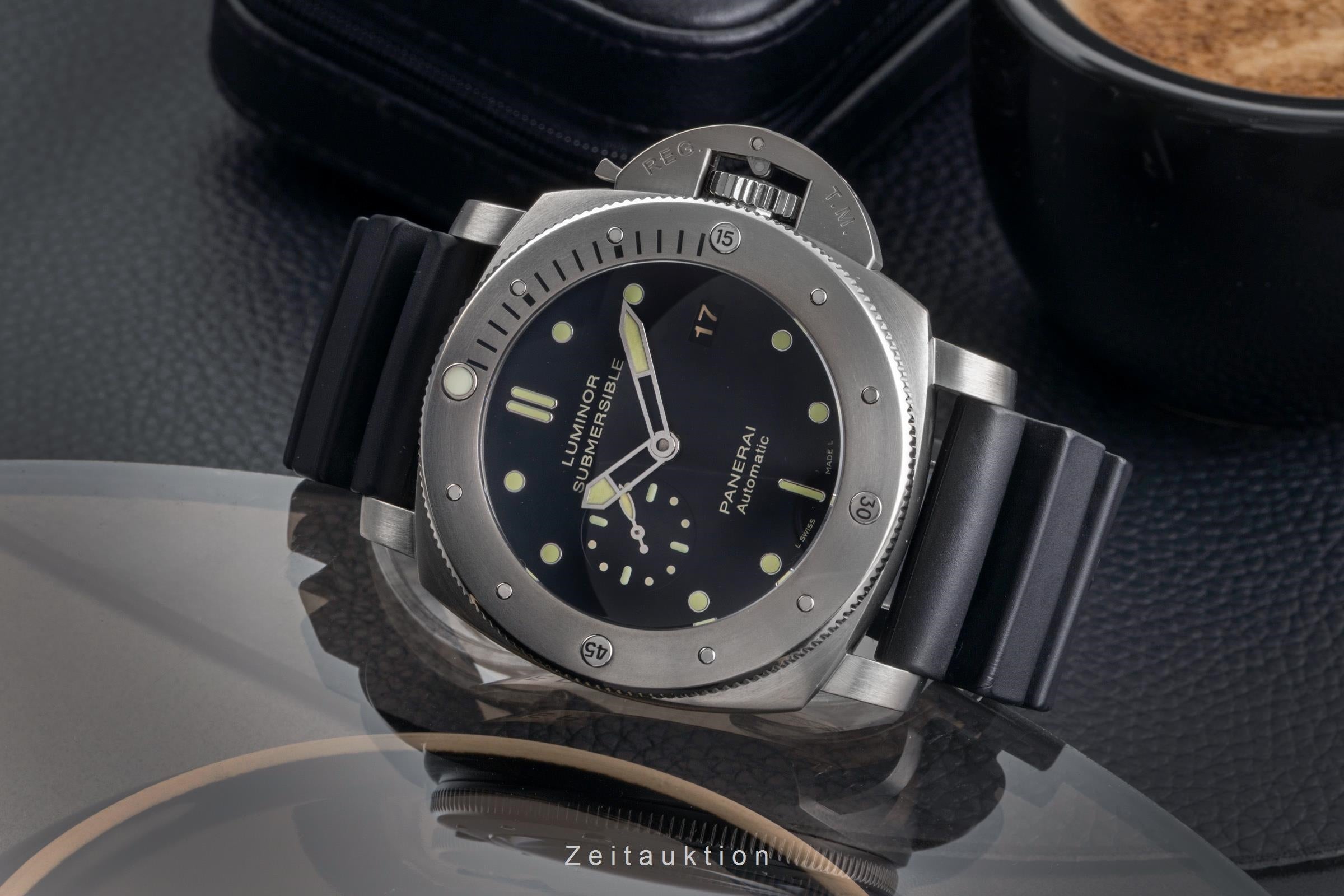 Panerai Submersible titanio automatismo orologio da uomo PAM00305 LP: 10900EUR  [2503082]